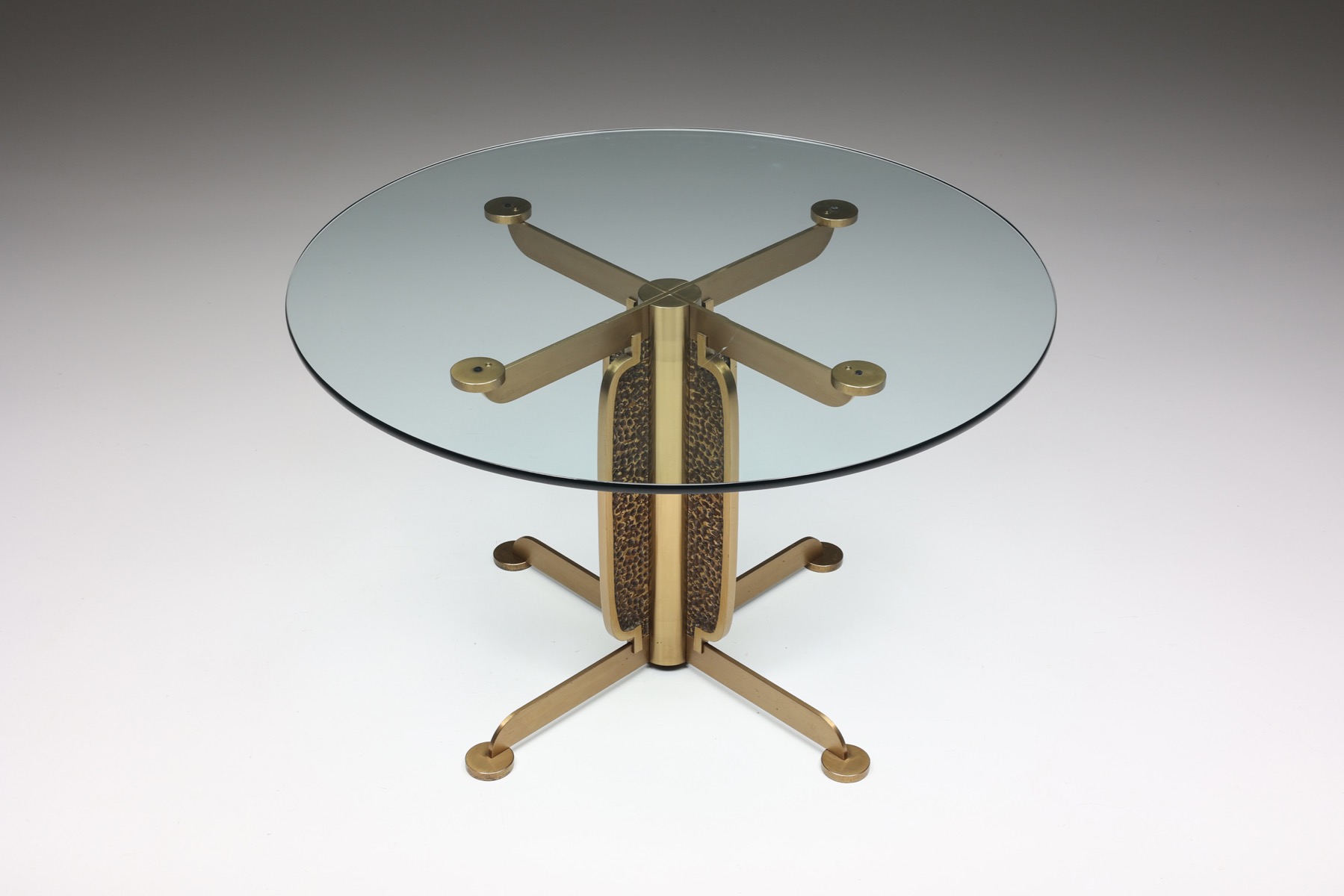 Italian design dining table by Luciano Frigerio in brass