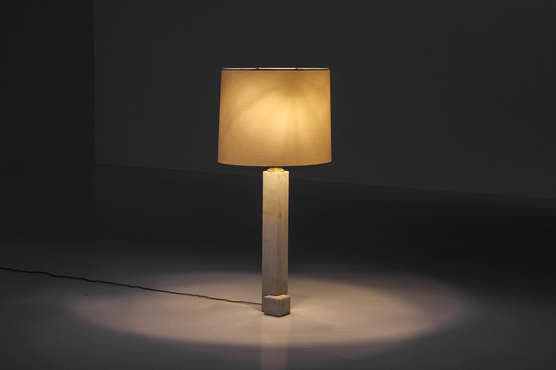 Italian design floor lamp in bronze and marble from the 1950s