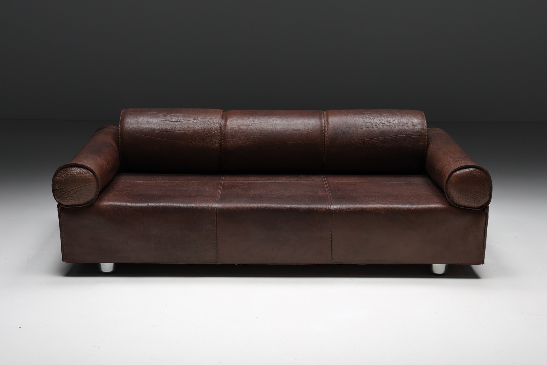 Italian design leather sofa by Marzio Cecchi in brown