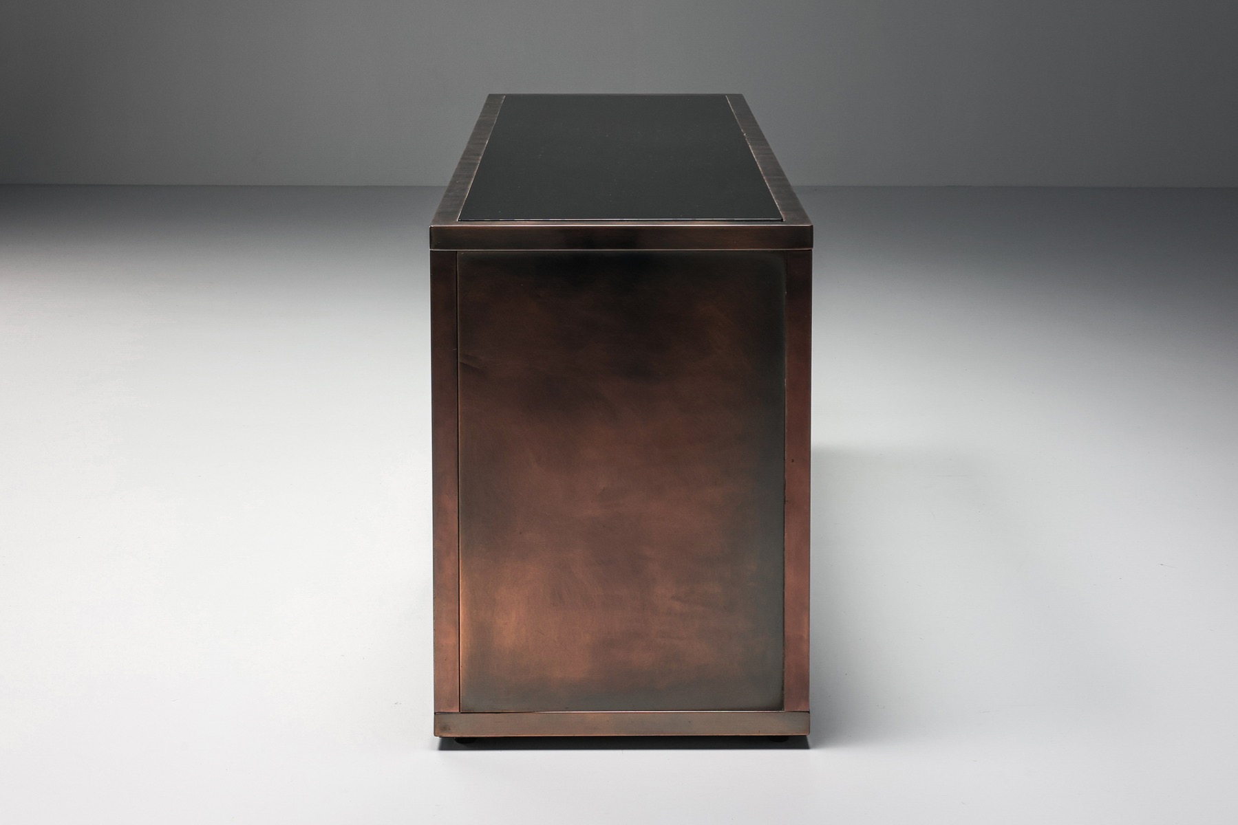 Luxury bronze credenza in Hollywood Regency style from 1970