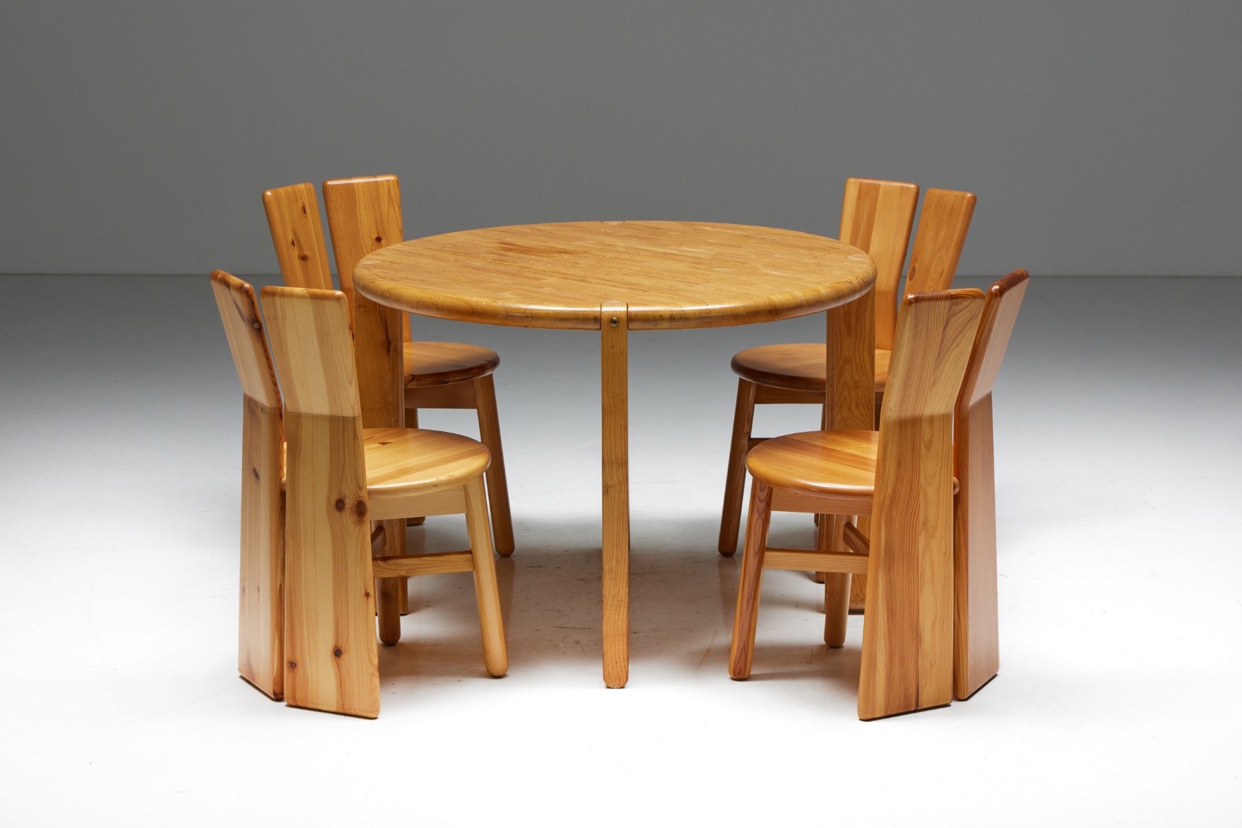 Mid century brutalist pine dining chairs in Italian style