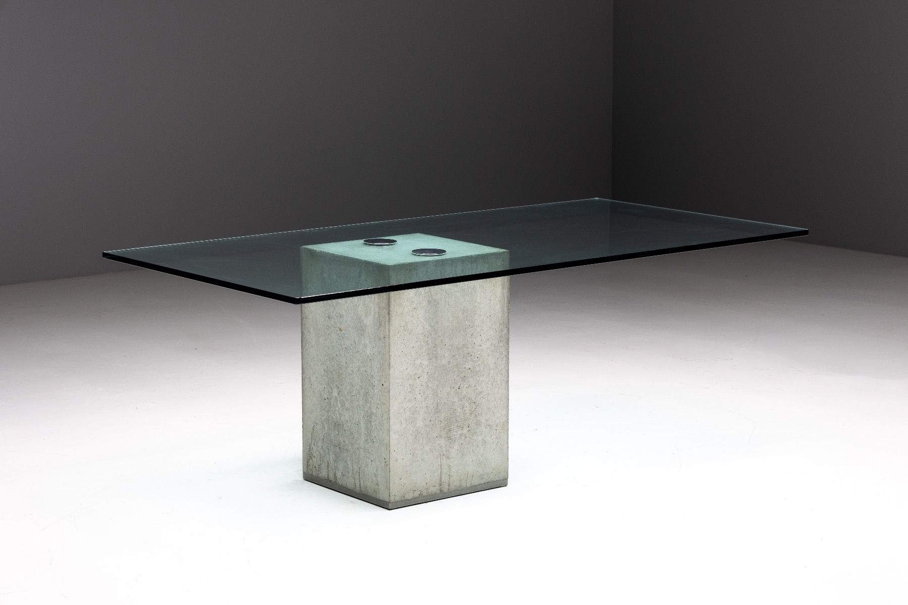 Mid century modern Sapo dining table from Italy