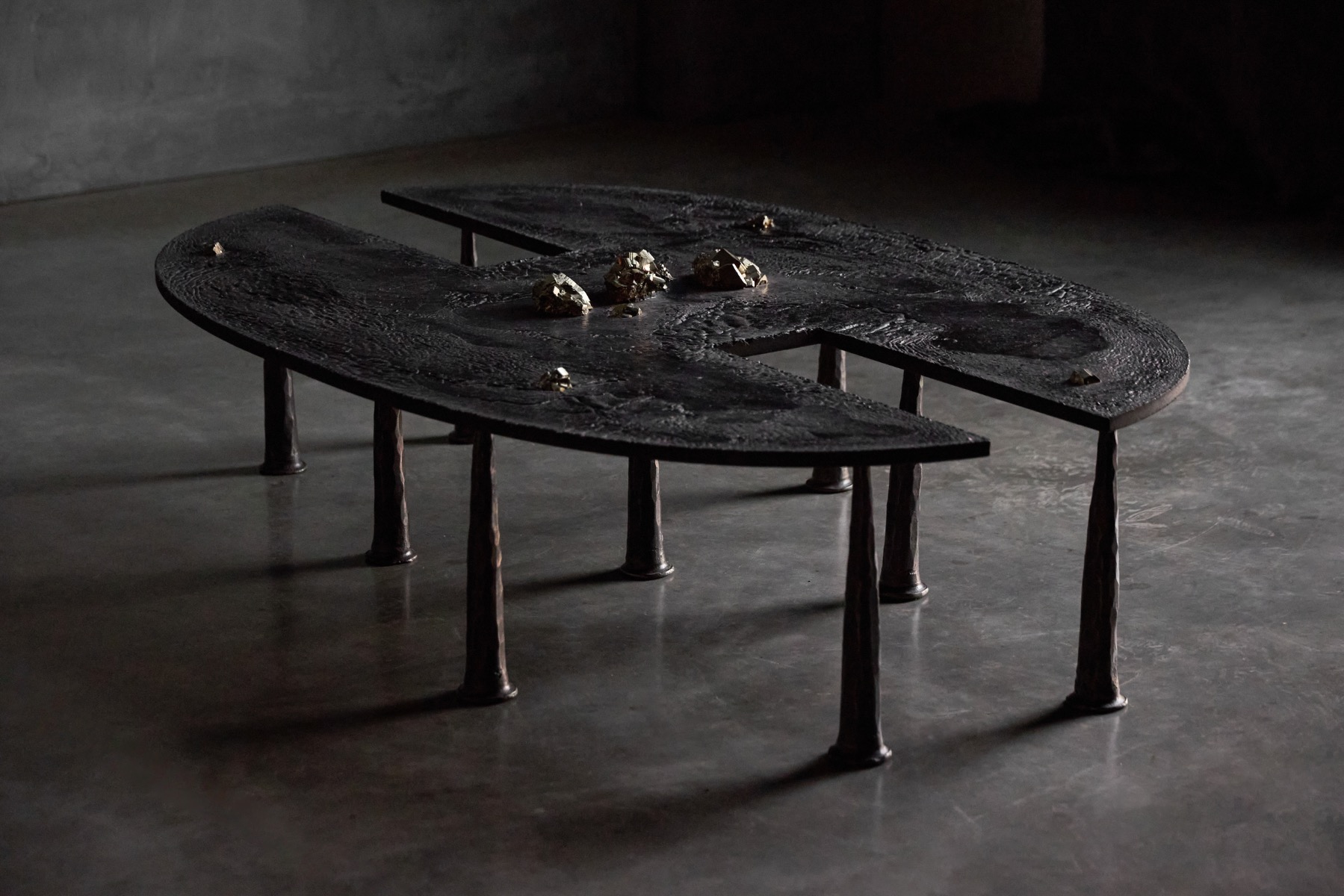 Brutalist design coffee table made of iron with mineral surface by Thomas Serruys