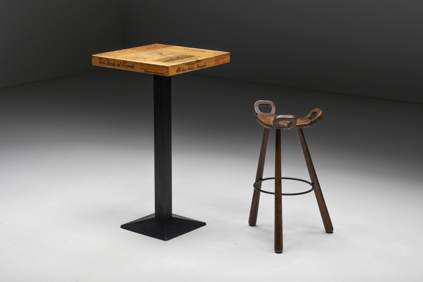 Modern Belgian travail high tables design