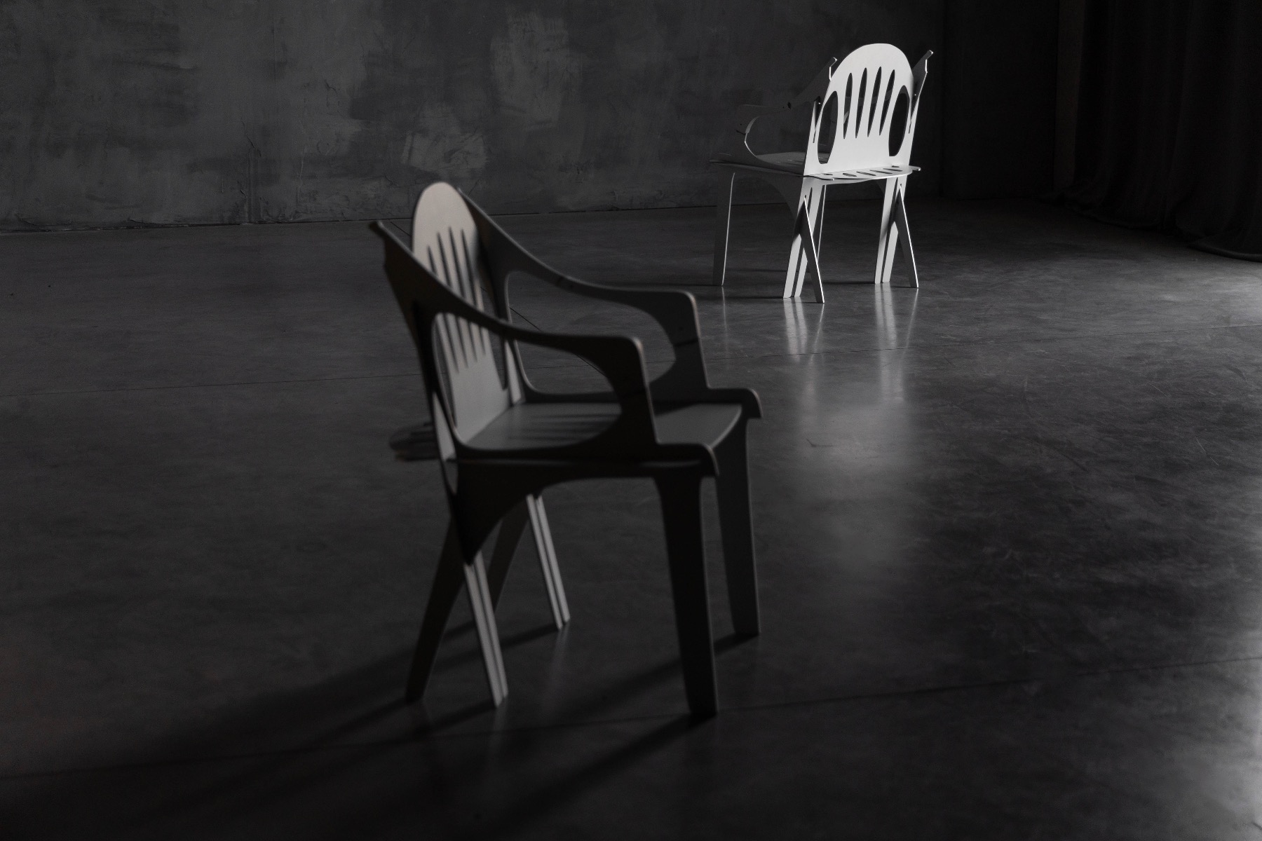 Contemporary design chair Flatscreen model