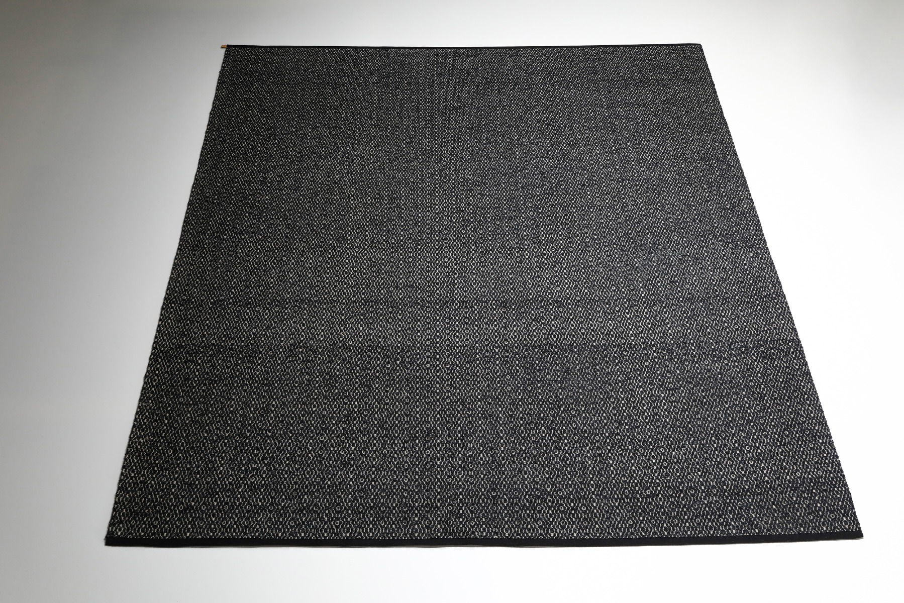 Designer tapestry by Kasthall in boucle from the 2000s