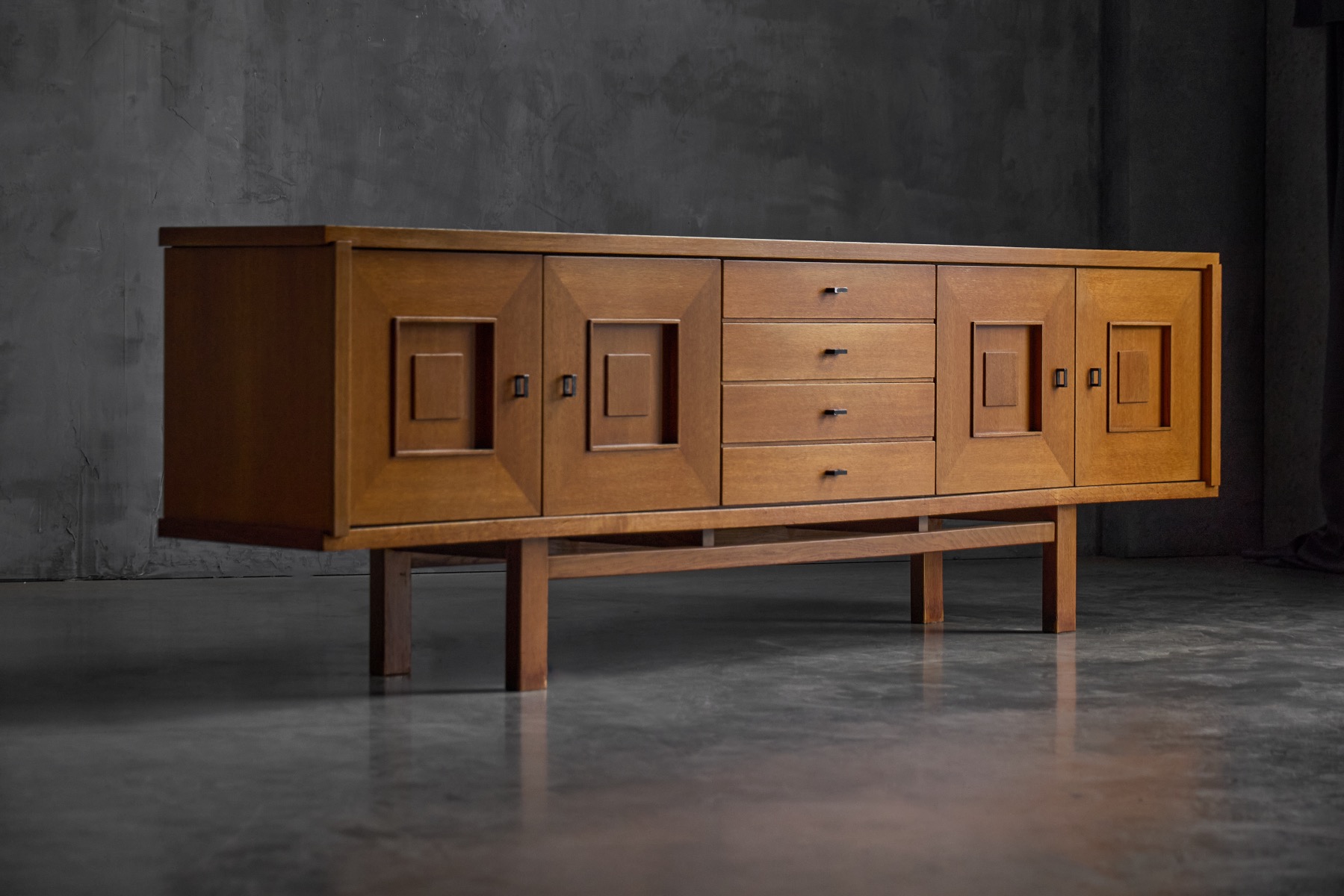 Modernist brutalist oak buffet dating to the 1960s