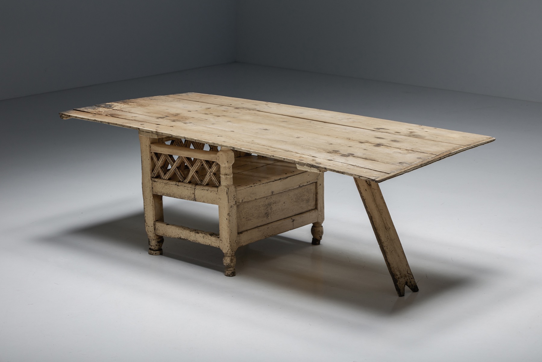 Nineteenth century Irish rustic settle chair