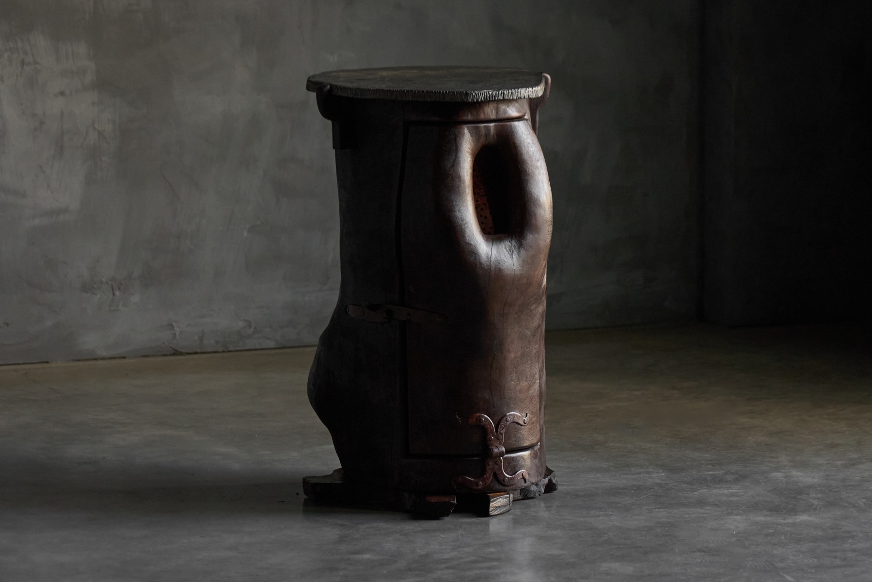 Primitive rustic side table crafted in wood, 19th century