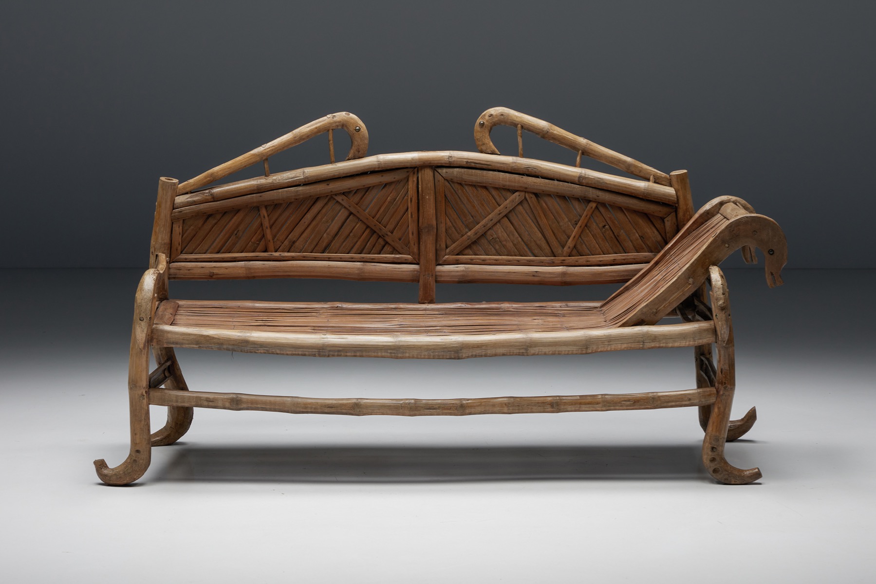Retro bamboo sofa bed in oriental furniture style