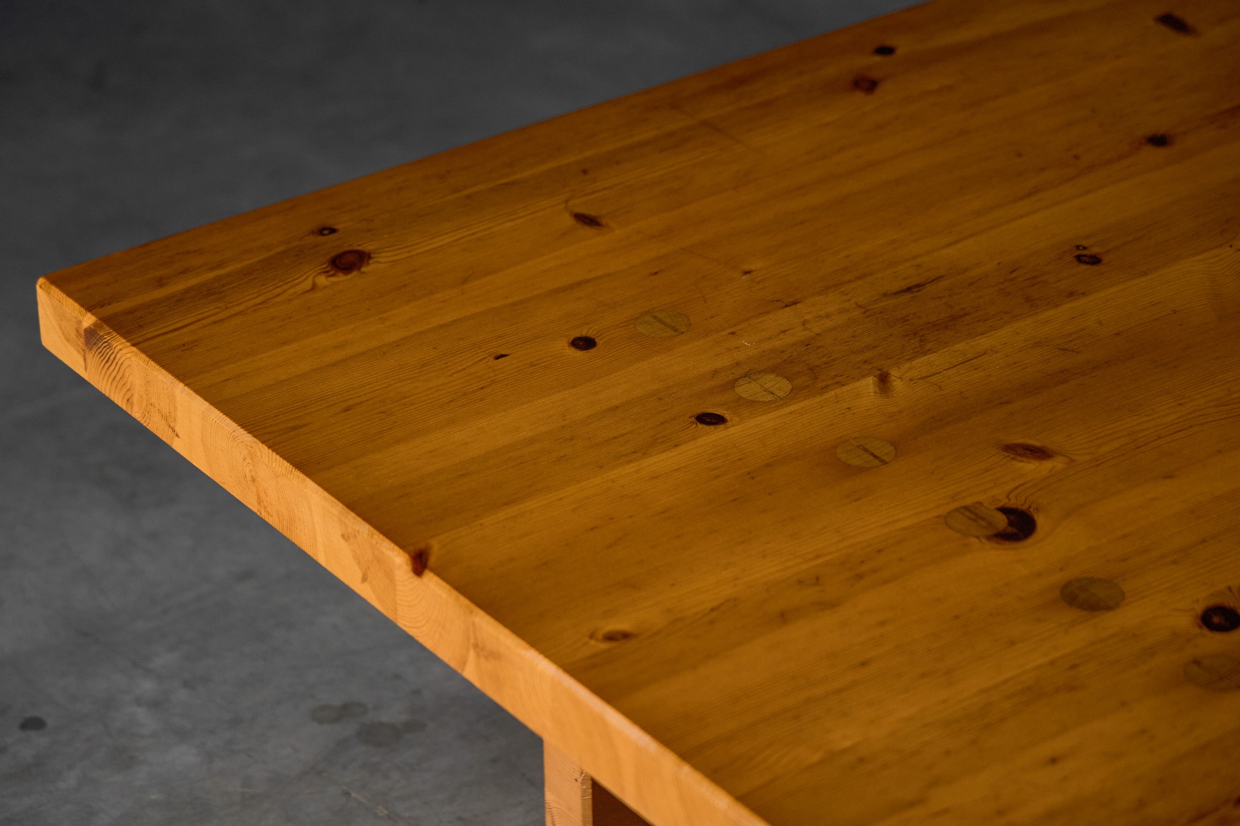 Minimalist Kvadrat coffee table by Wilhelmsson