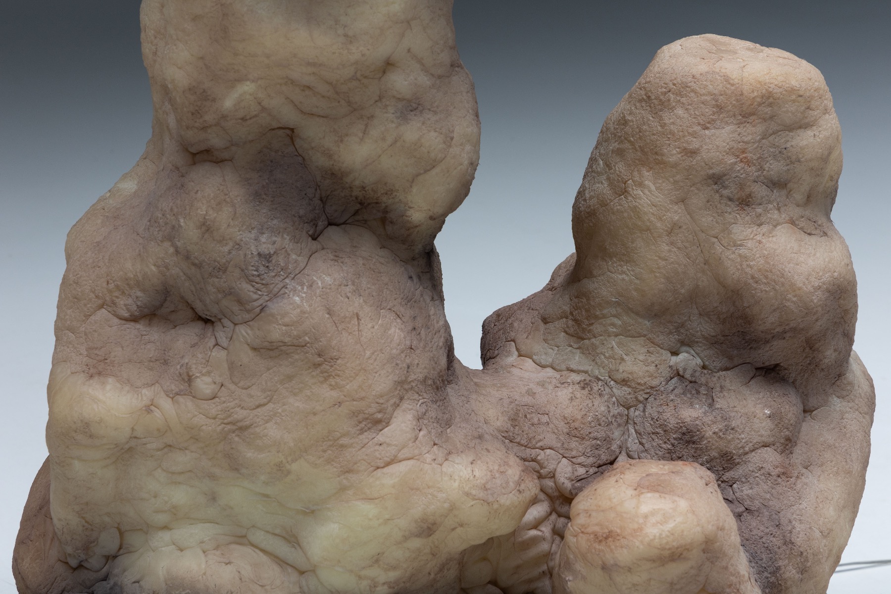 Sculptural table lamp tufa design by Elissa Lacoste