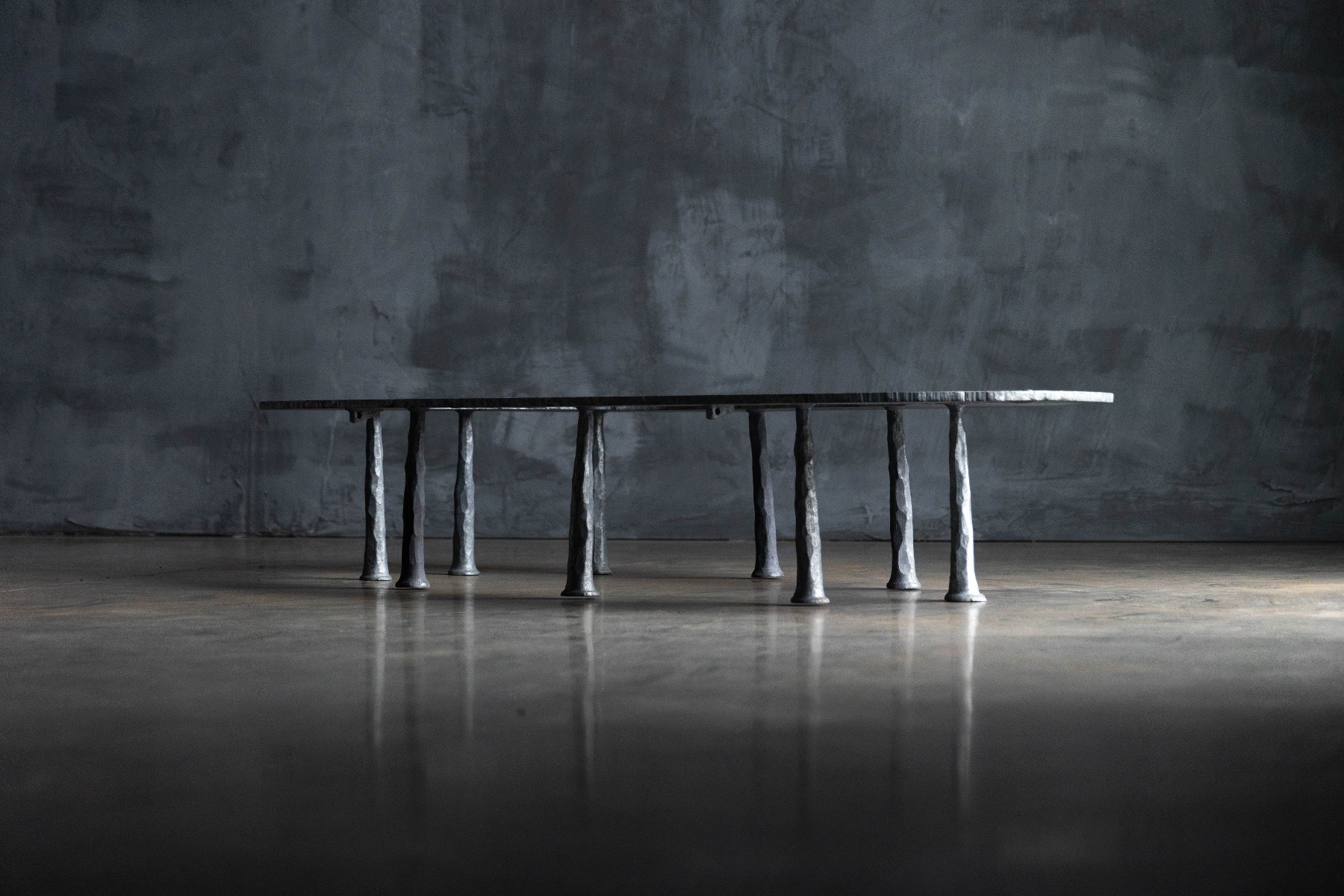 Modern metal low table Galva Elipse 2024