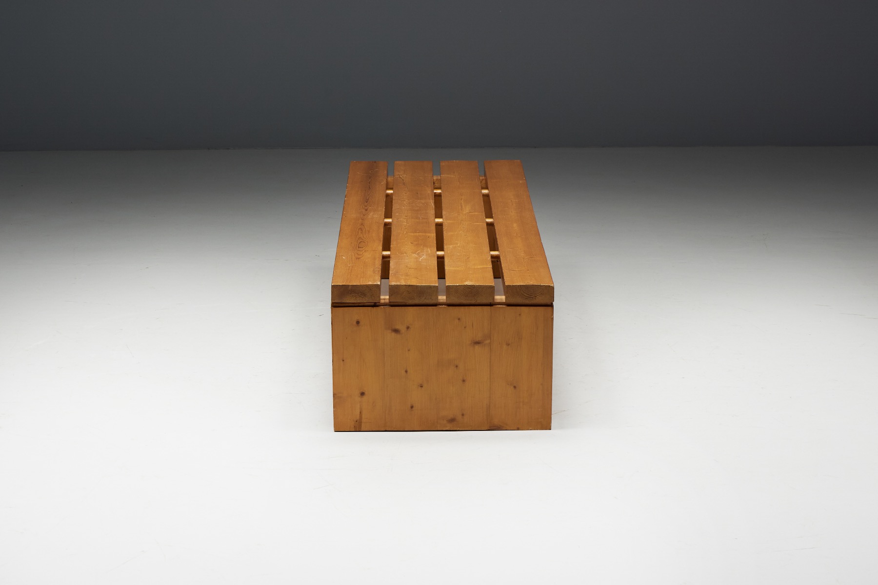 1980s Les Arcs slate seating