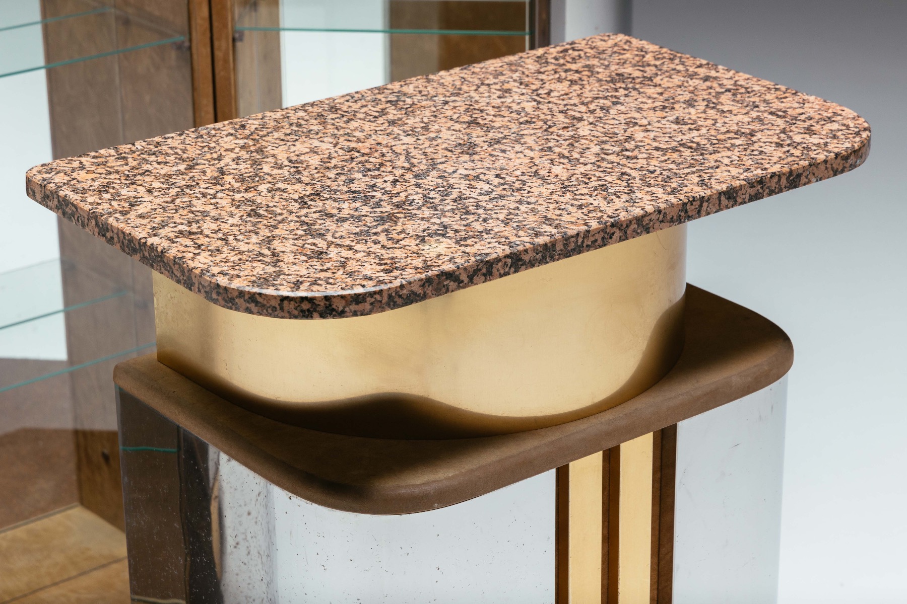 Italian modern bar cabinet designed by Willy Rizzo