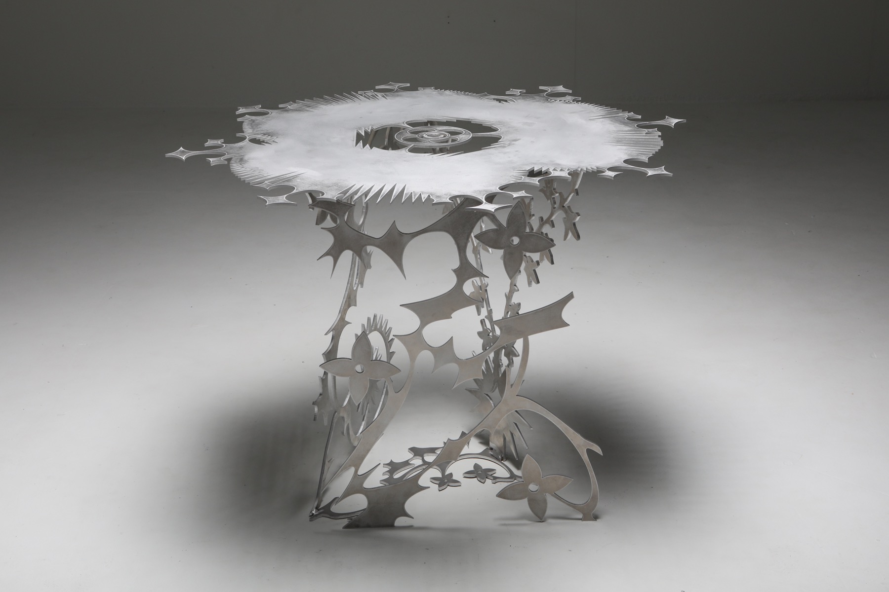 Contemporary sculptural object Ornamentum design