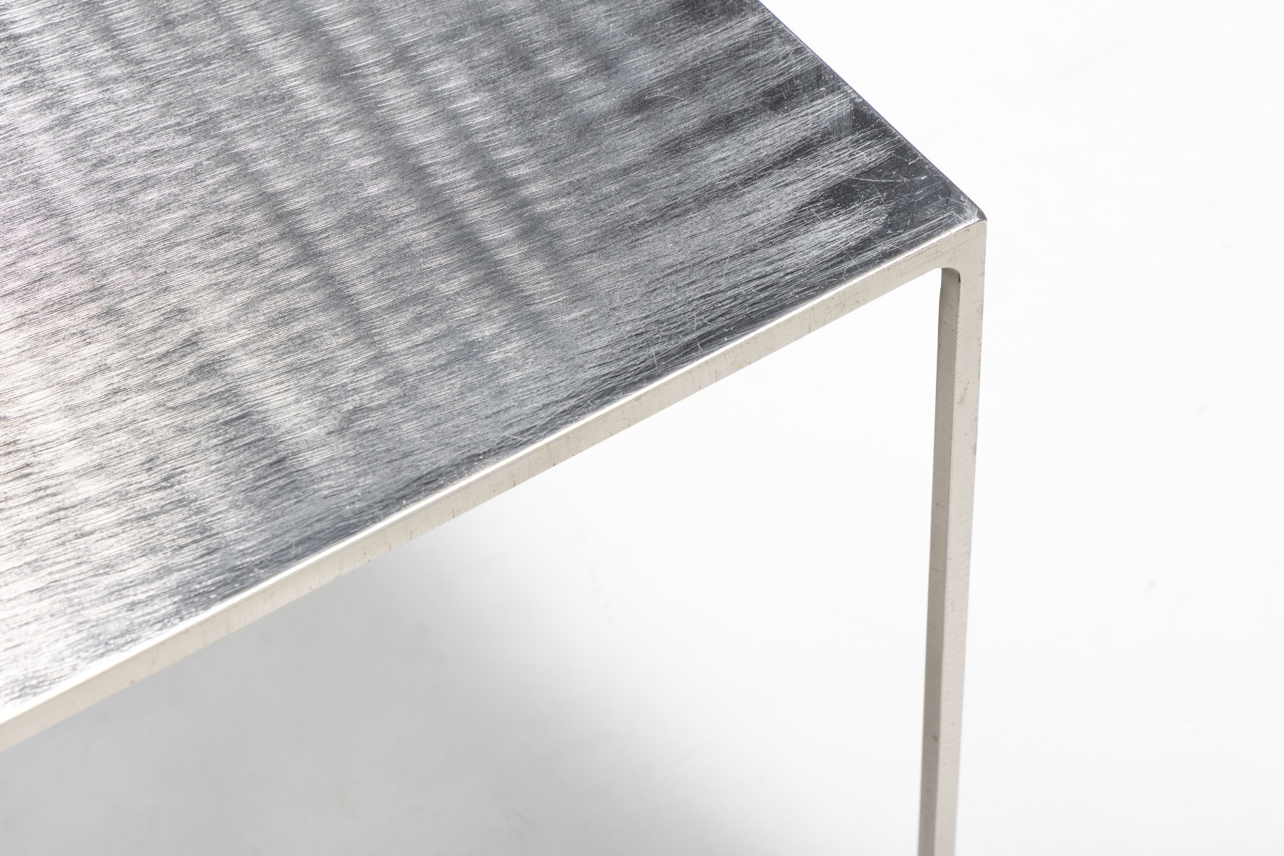 Contemporary square coffee table Minotti Duchamp model