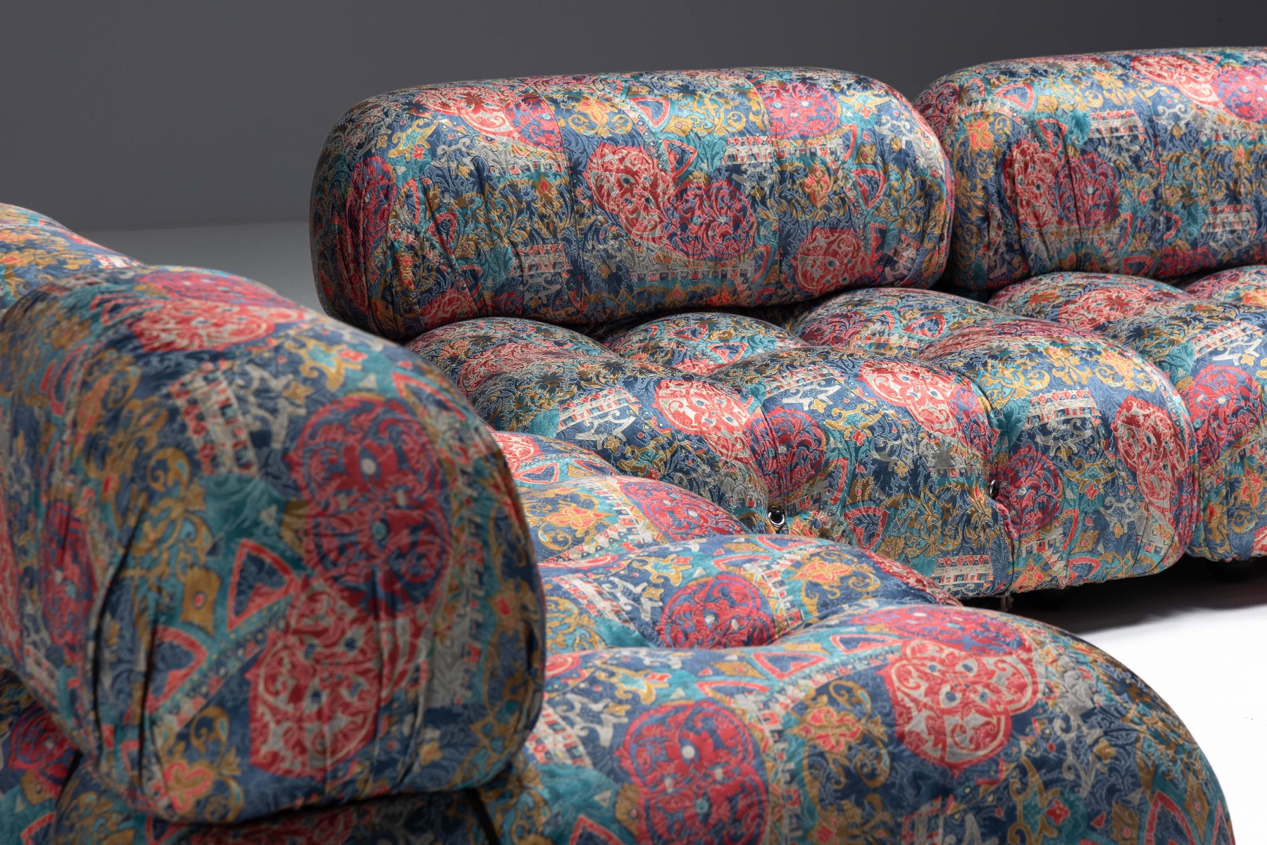 Italian design Camaleonda sofa by Bellini