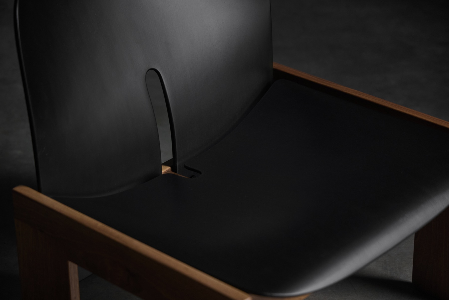 Vintage Italian design chair model 925