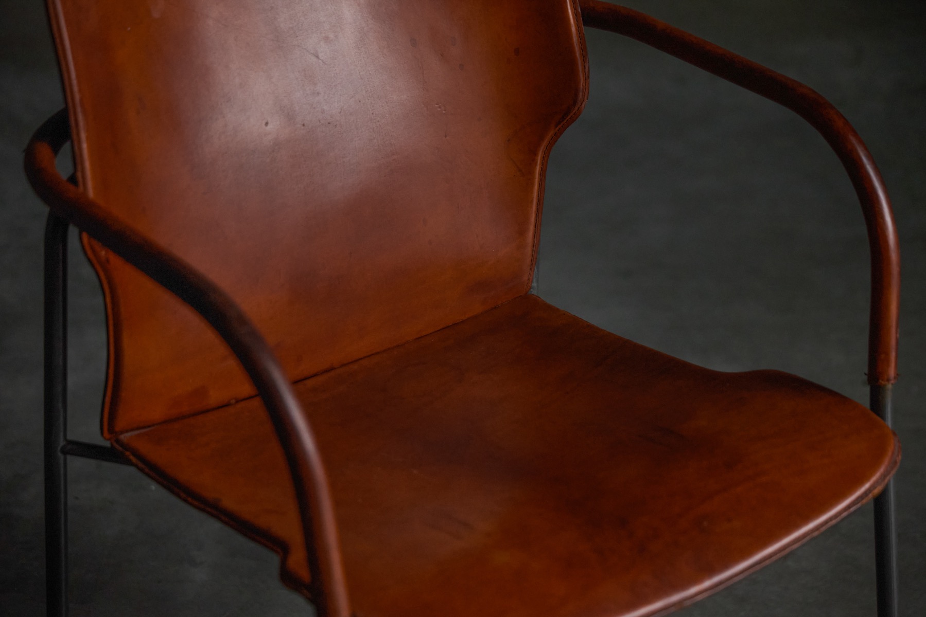 Italian modern Lalanda armchair with refined proportions