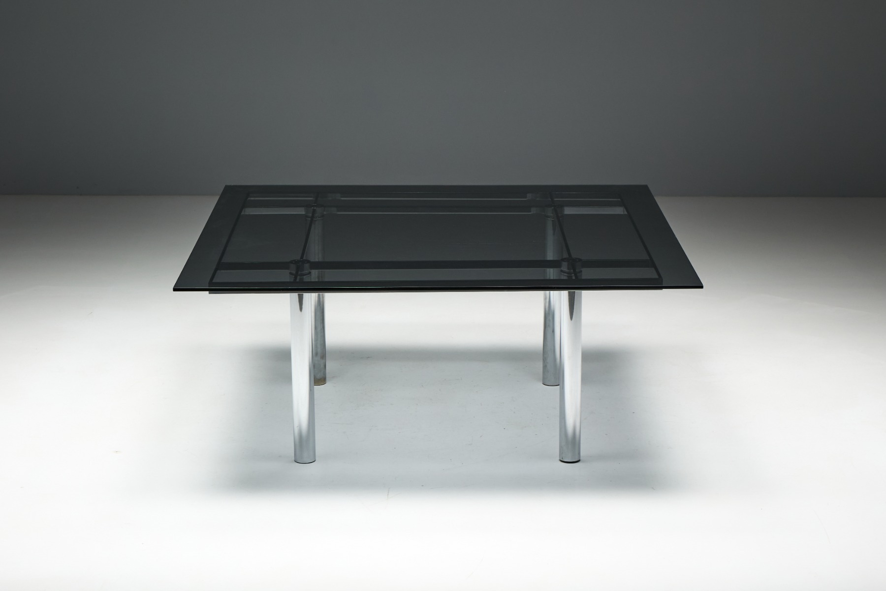 Mid century modern dining table by Tobia Scarpa from the 1970s