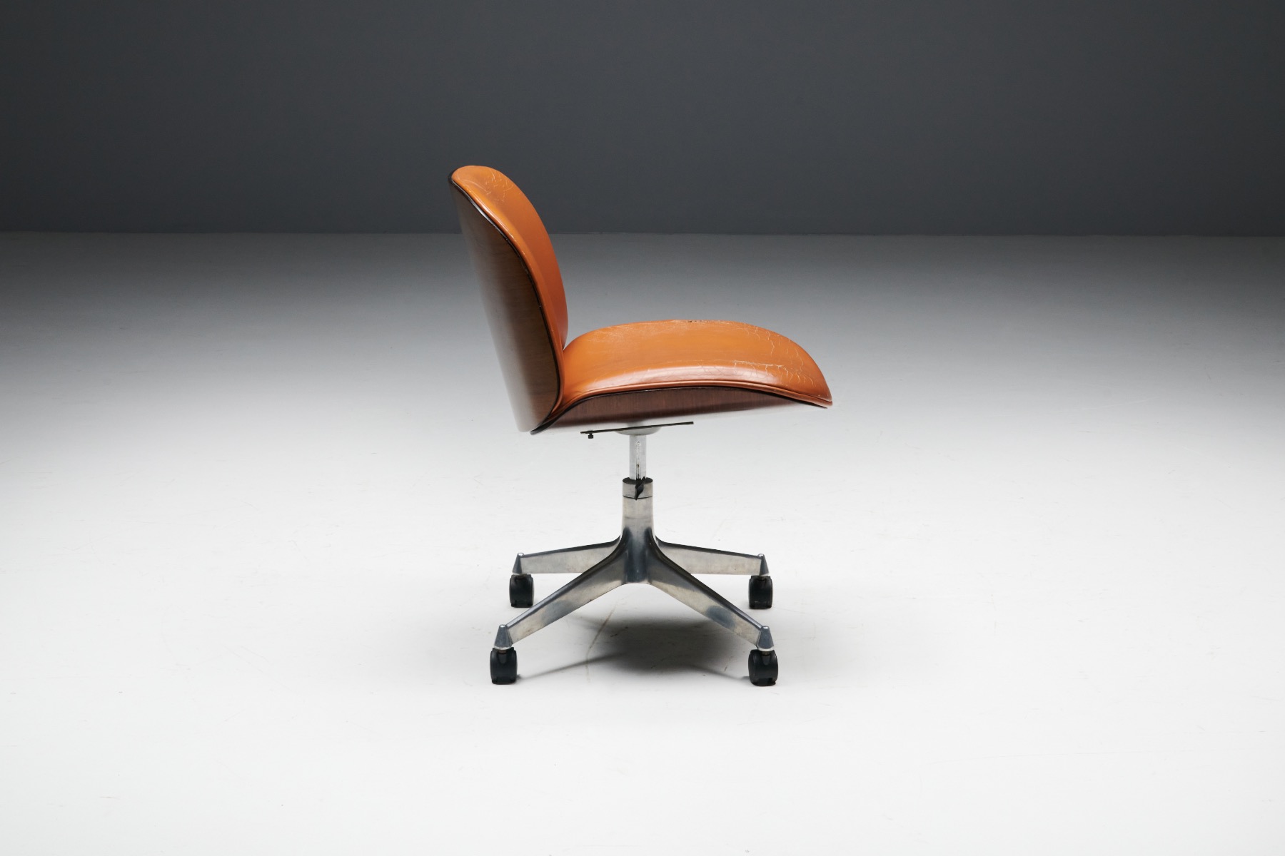 Mid century modern Terni office chair by Ico Parisi
