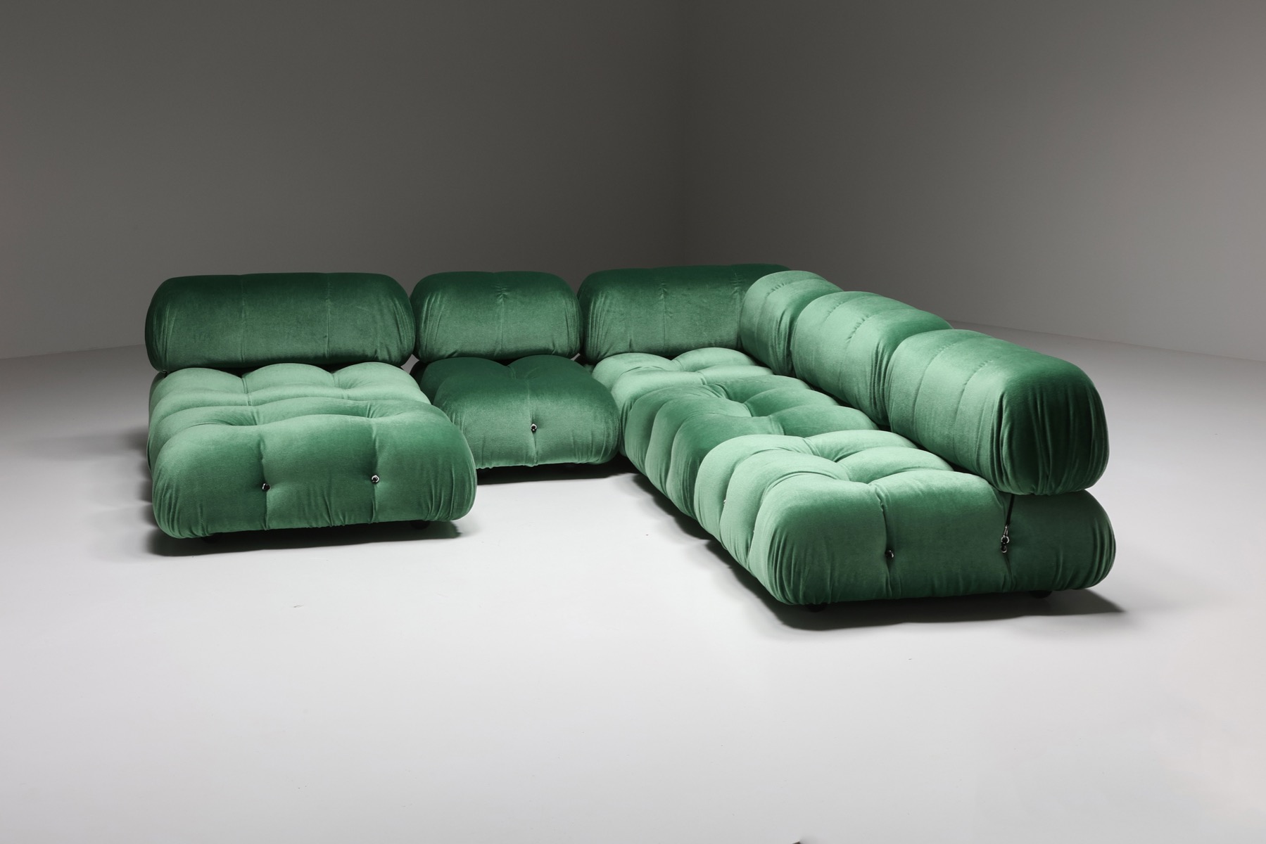 Mid century modular sofa Camaleonda in velvet