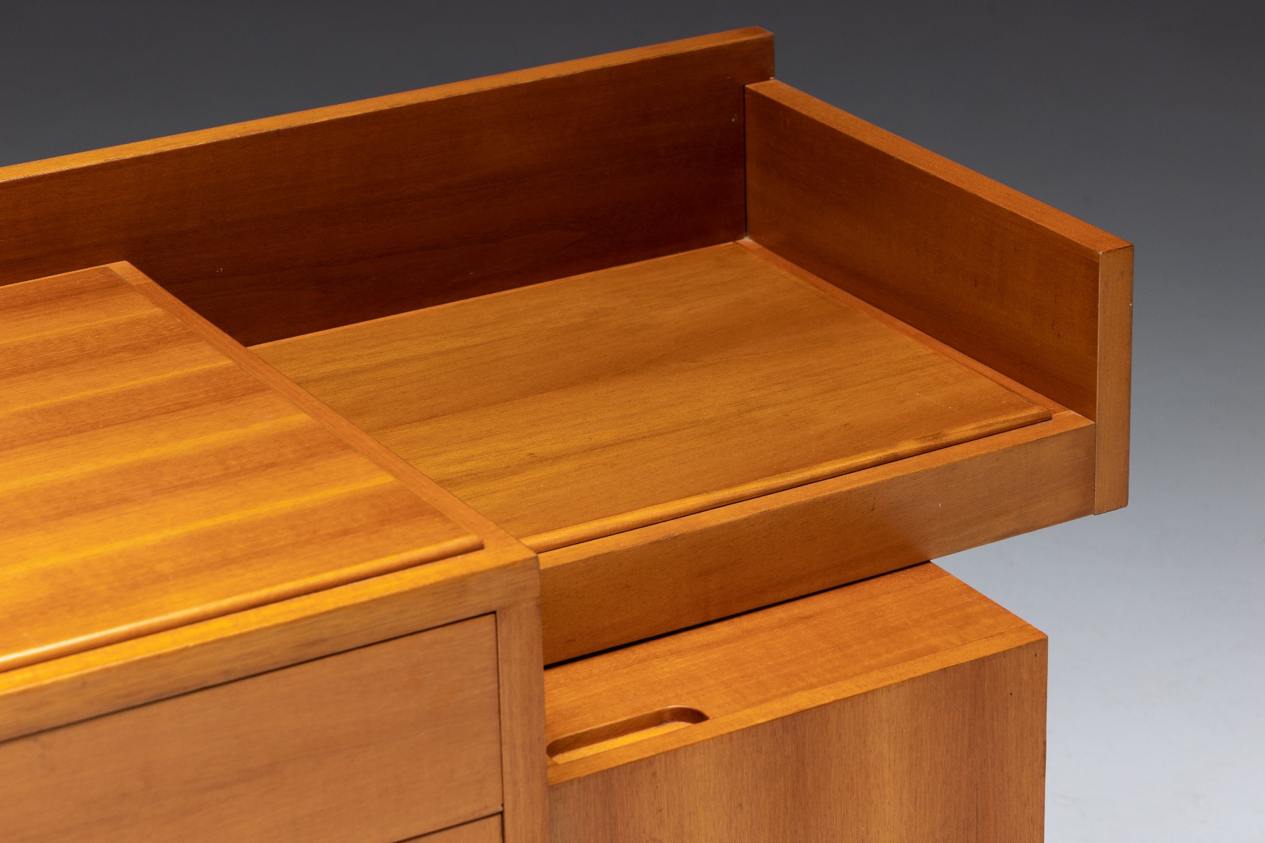 Midcentury modern Italian buffet 1970s