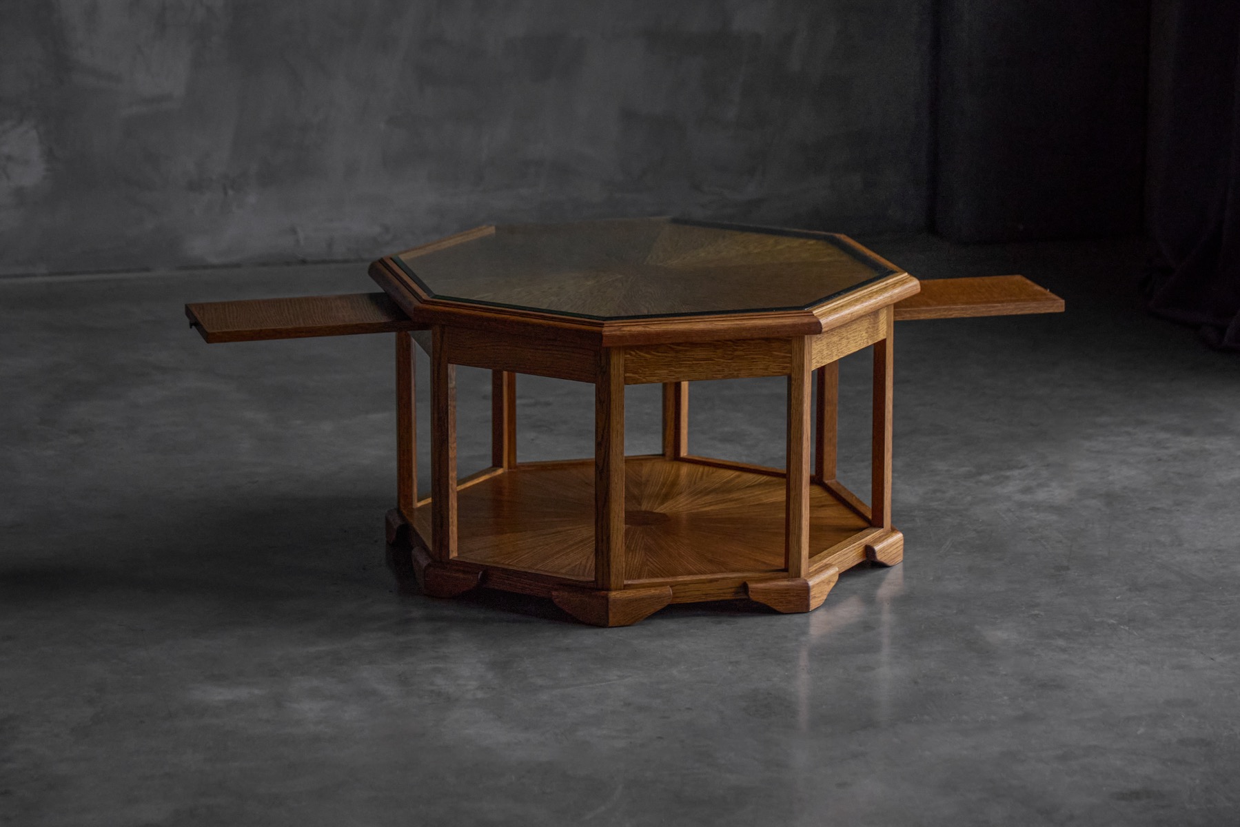 Octagon top Art Deco coffee table combining symmetry and vintage style
