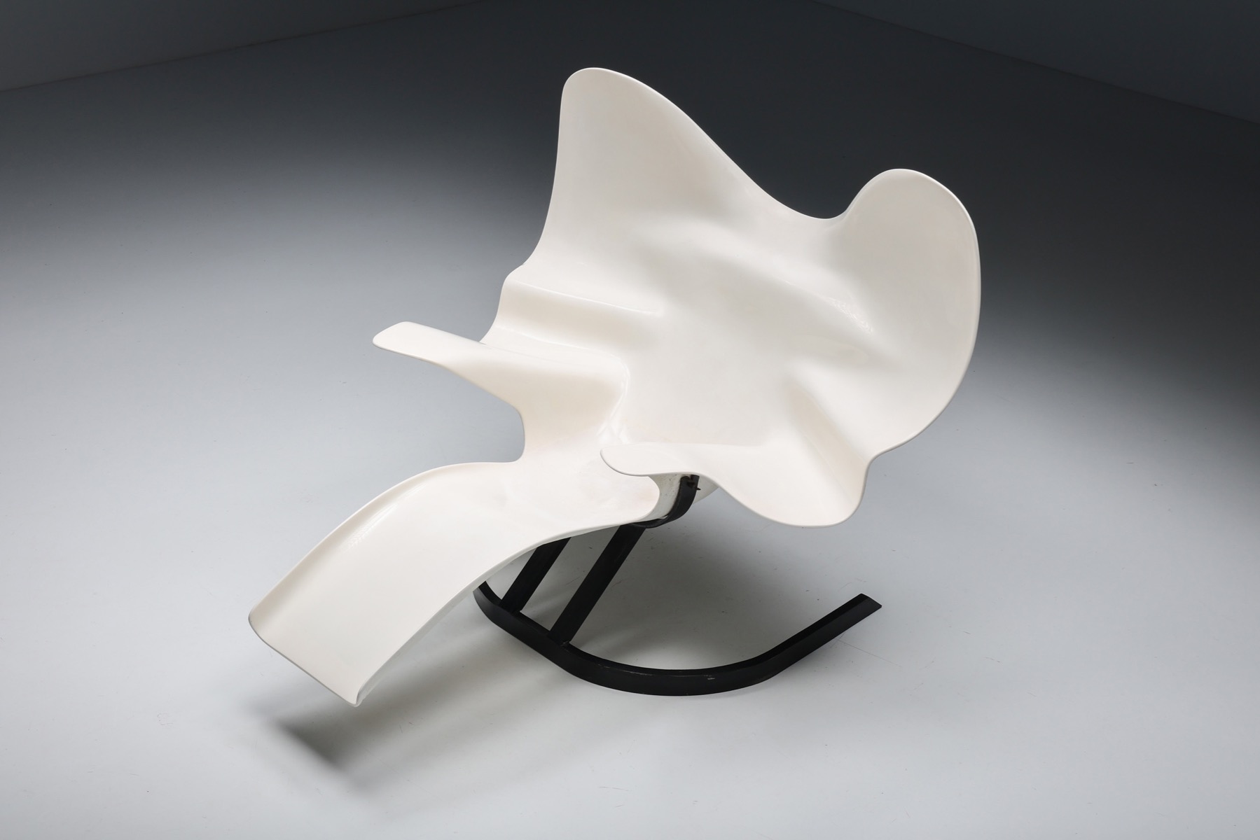 Postmodern elephant chair from 1985 style
