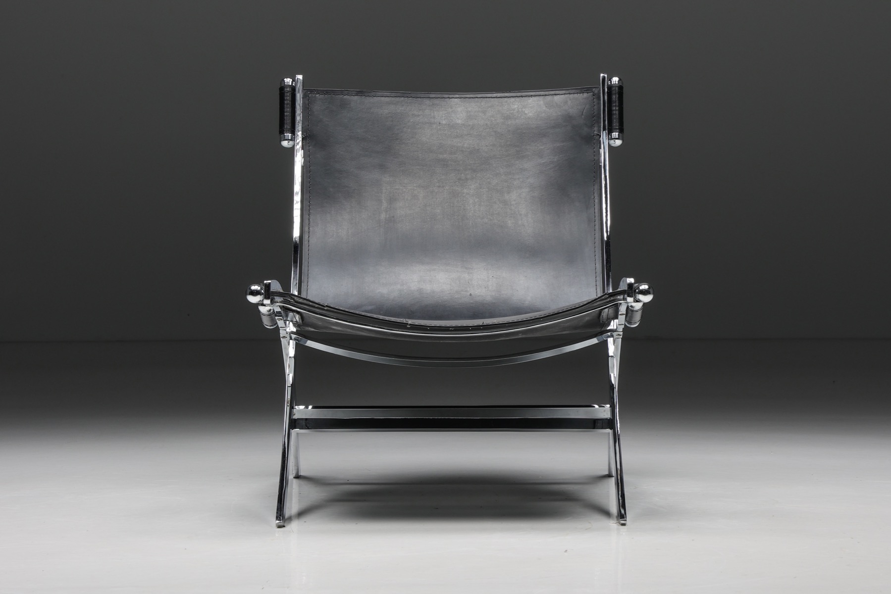 Designer chair by Antonio Citterio for Flexform in black leather