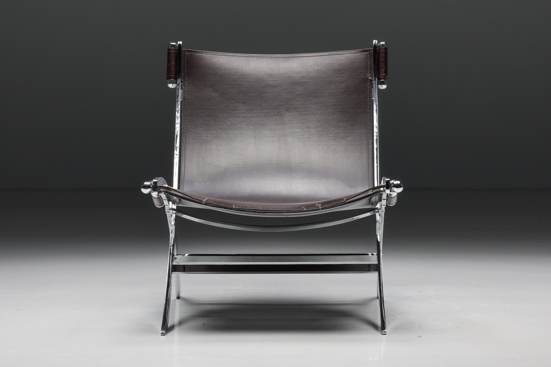 Postmodern scissor chair by Antonio Citterio from the 1980s