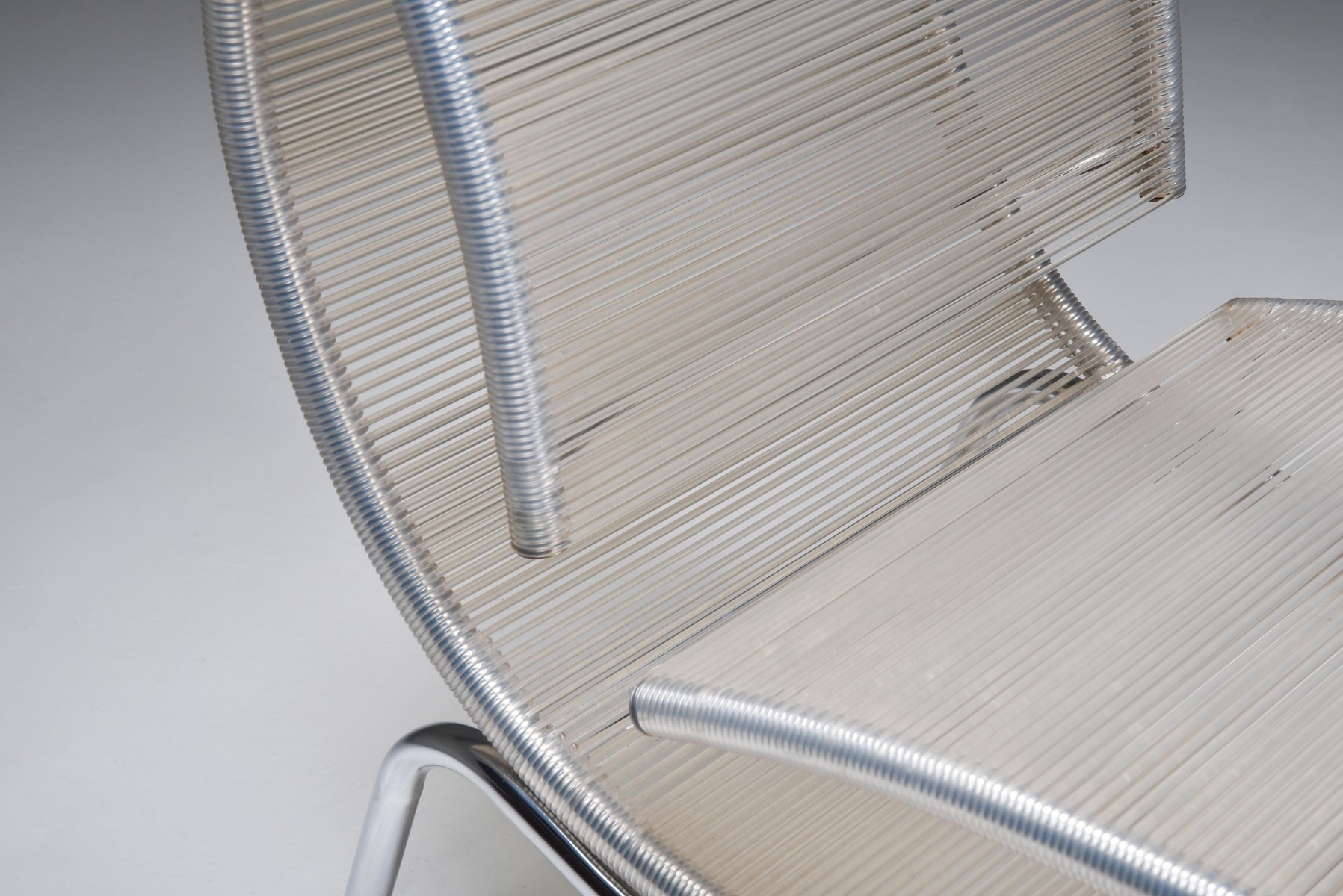 Retro easy chairs in wire chrome modern style