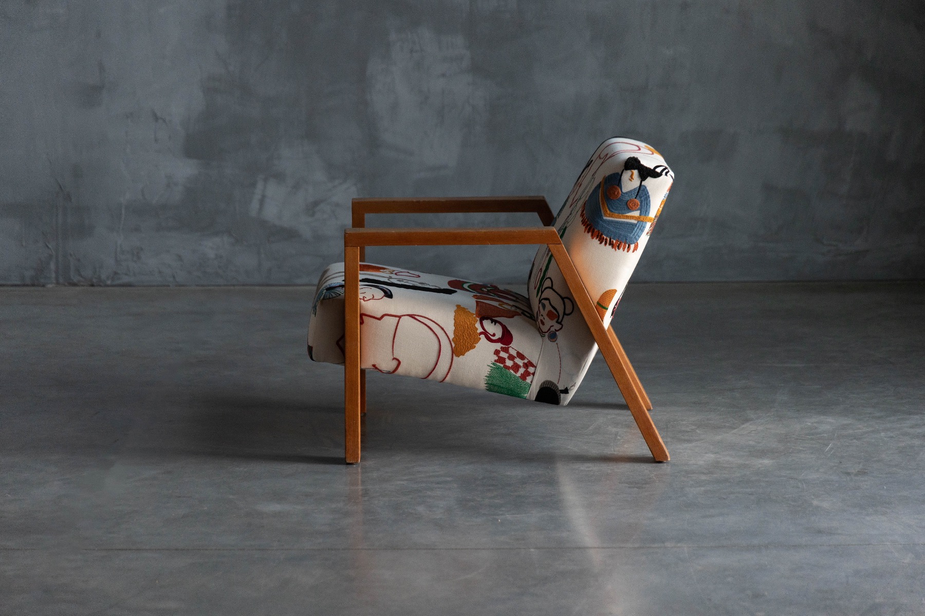 Retro modernist chair in fabric Dutch style