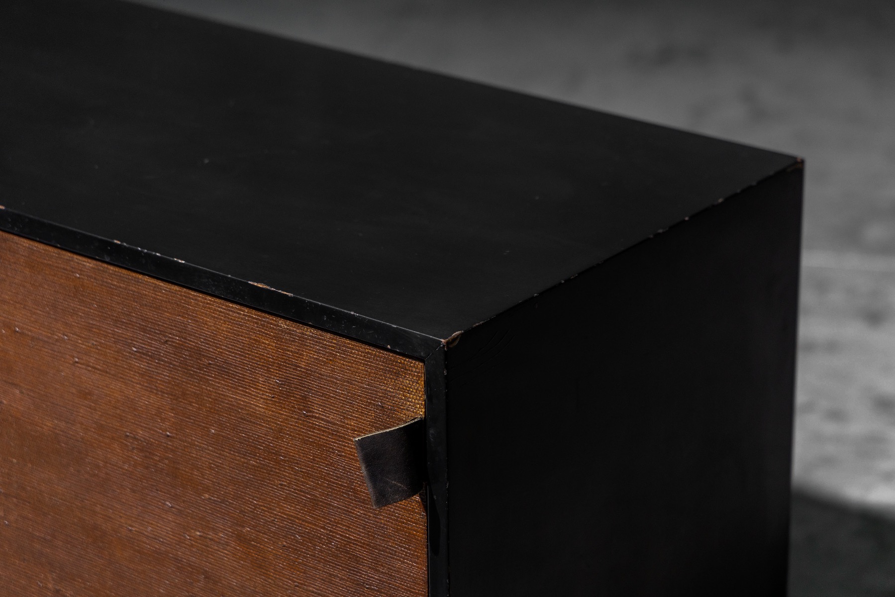 Minimalist Knoll sideboard with clean architectural lines