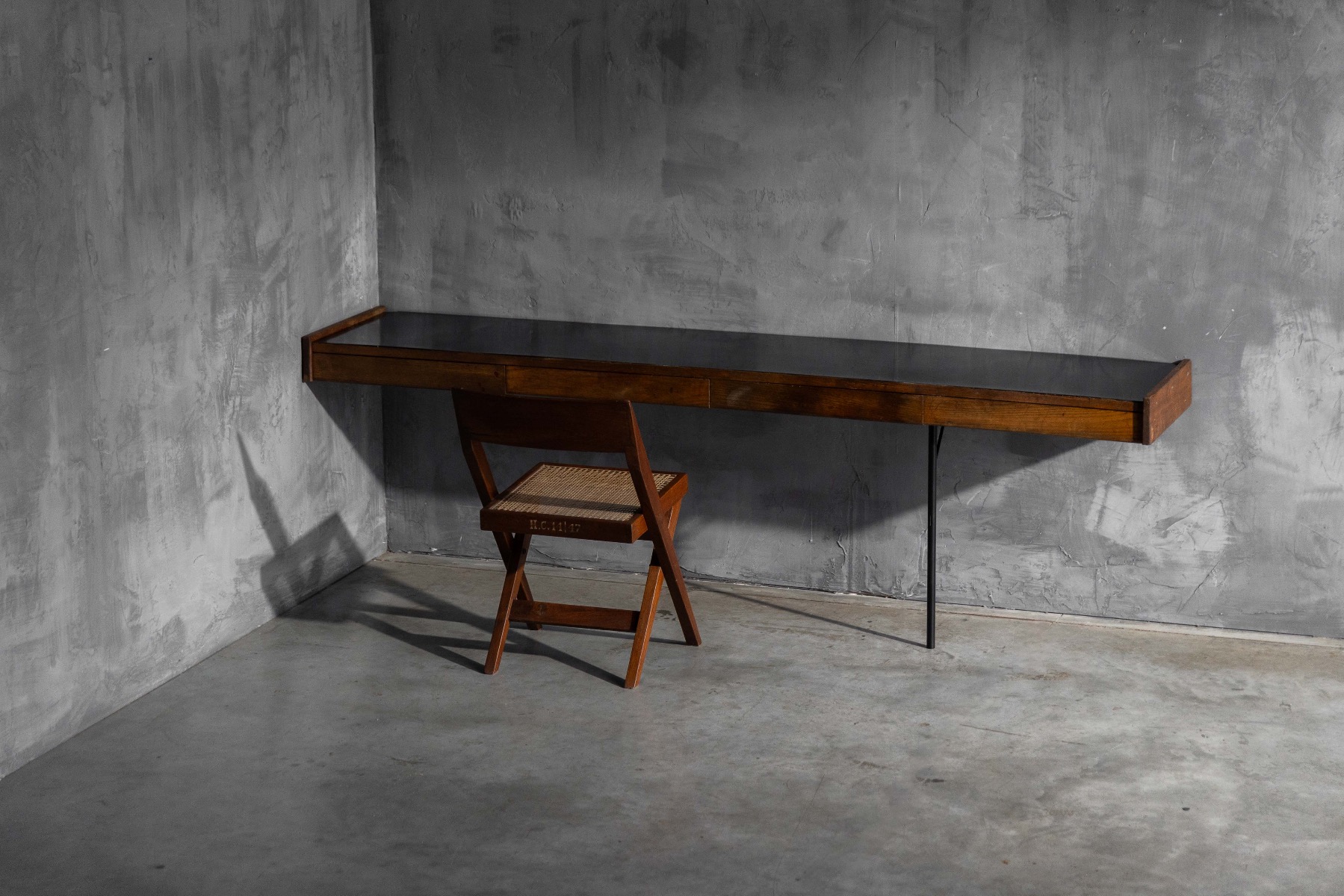 Wood and Formica wall console table in modernist design from the 1960s 