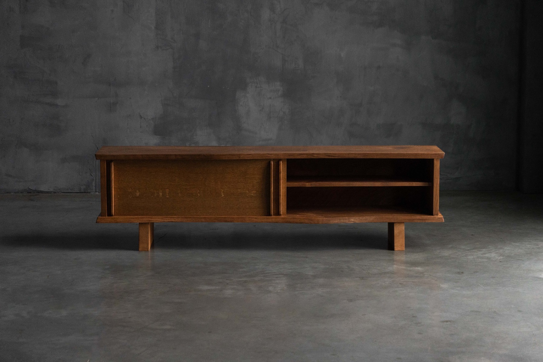 Wood sideboard in the style of Perriand and Prouvé from the 1970s 