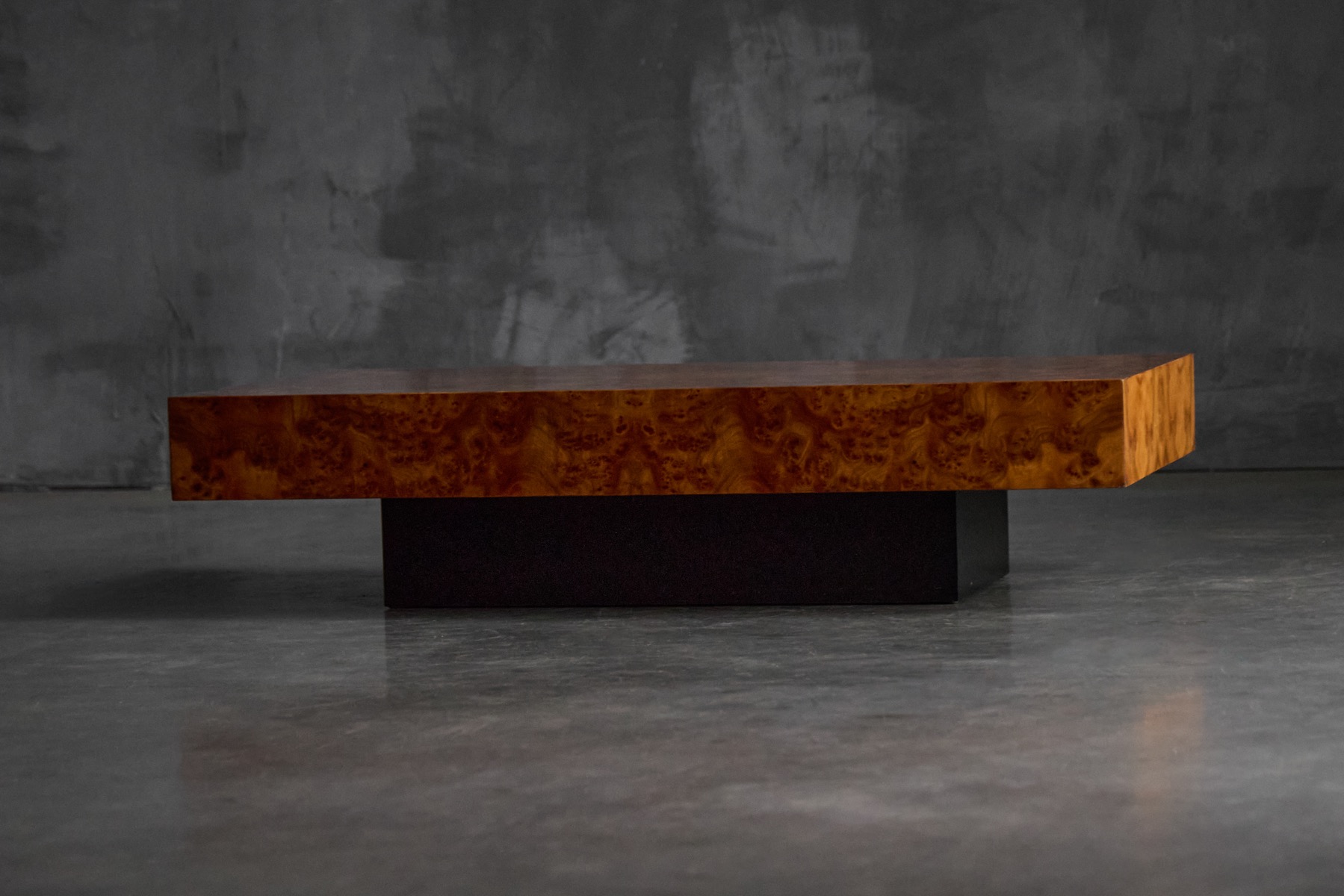 Low burlwood coffee table with polished surface, 1970s
