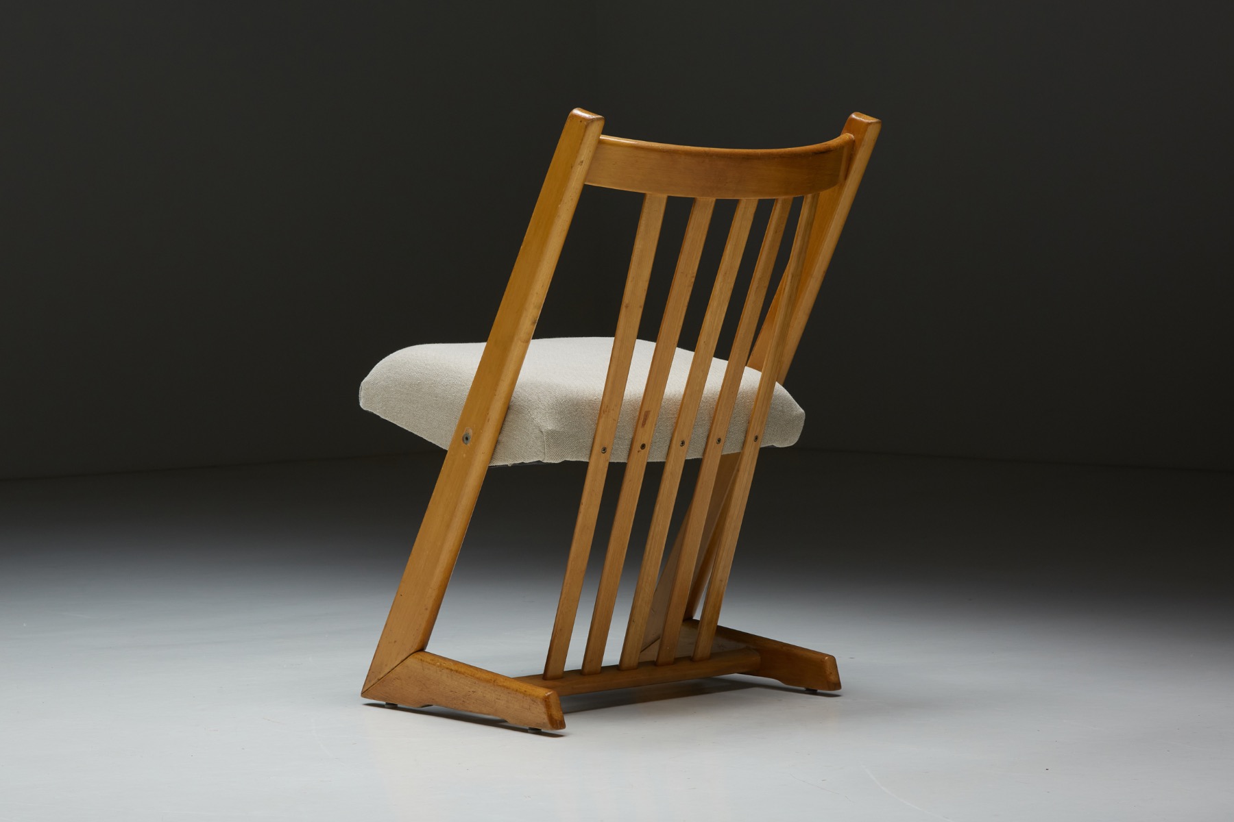 Collectible Italian dining chairs from the 1960s