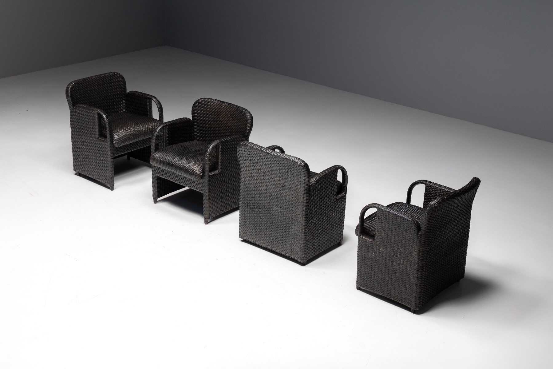 Designer armchairs by Gae Aulenti for Tecno from the 1990s
