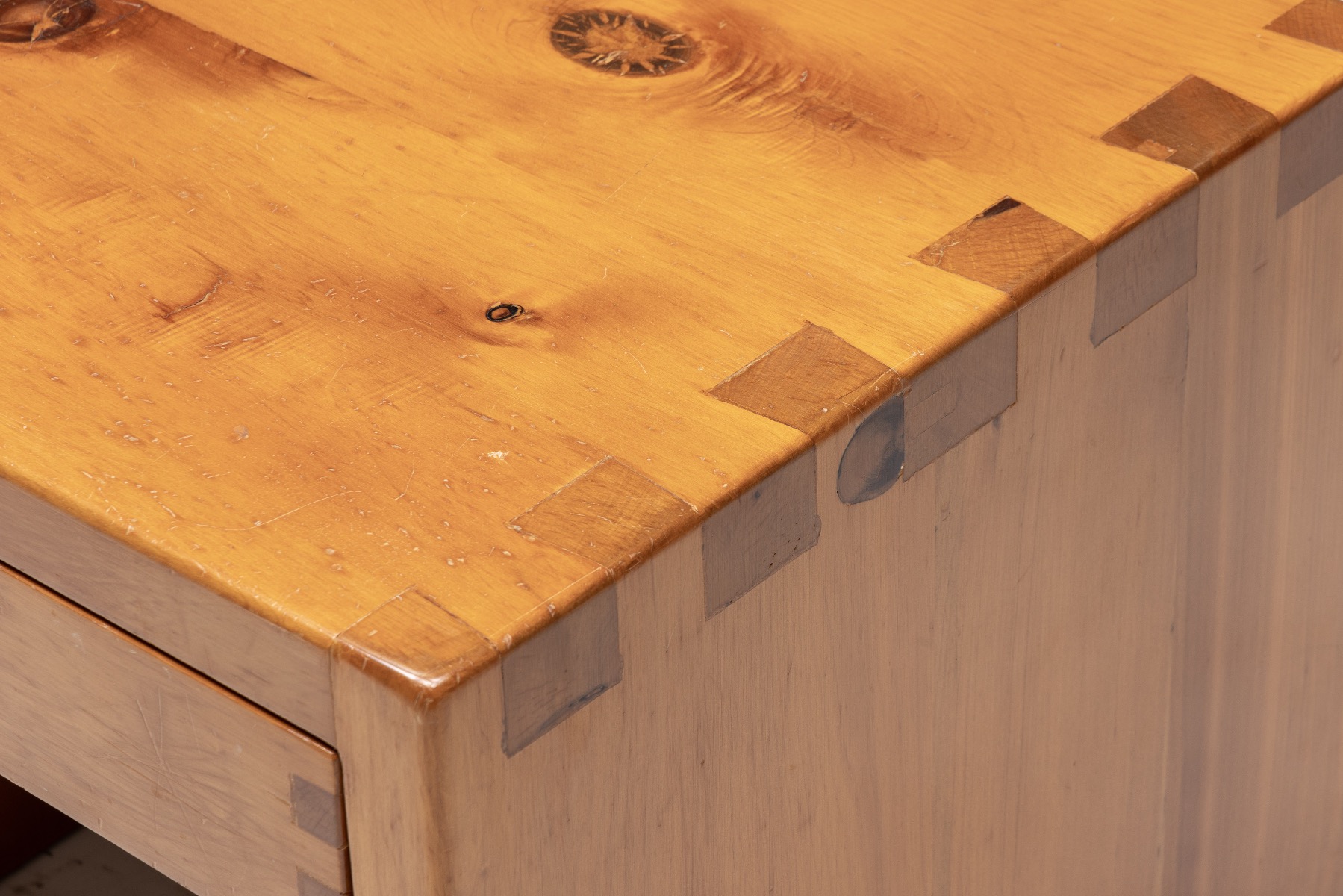 Designer bedside table inspired by Charlotte Perriand from the 1960s