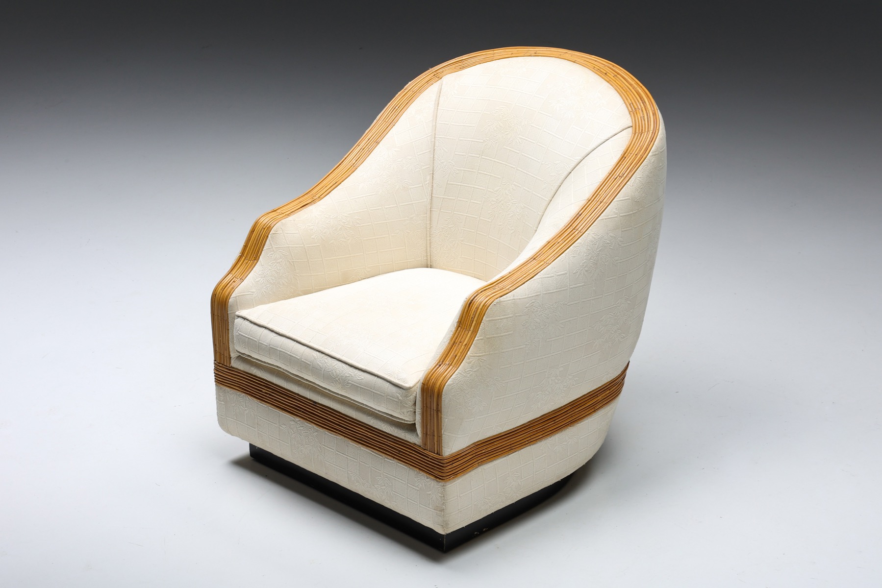 Designer bergere chair by Vivai del Sud from the 1970s