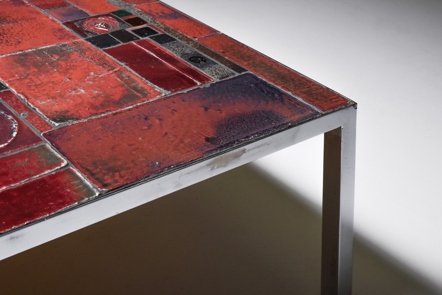 Designer ceramic coffee table by Pia Manu from the 1960s