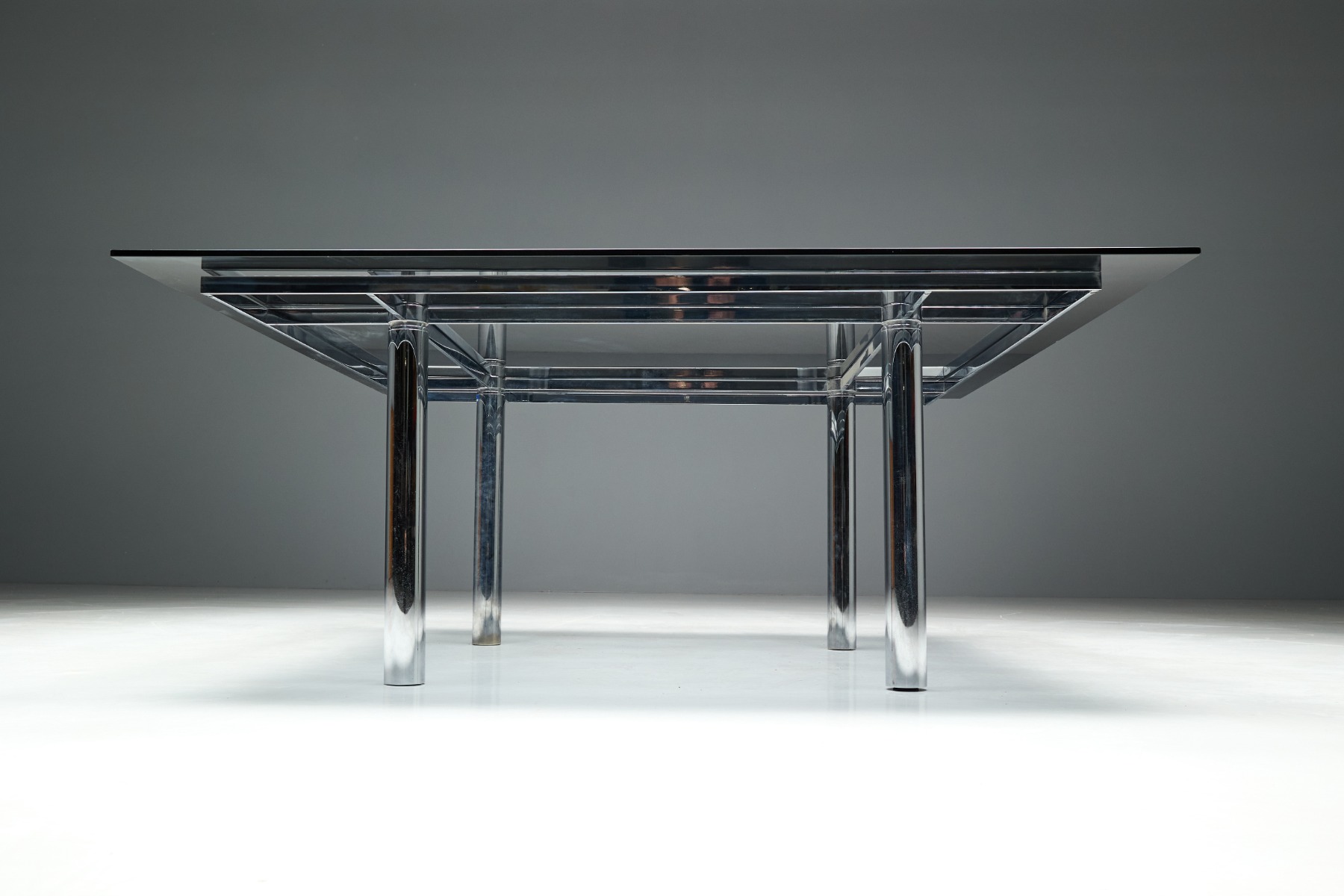 Designer dining table by Tobia Scarpa from the 1970s