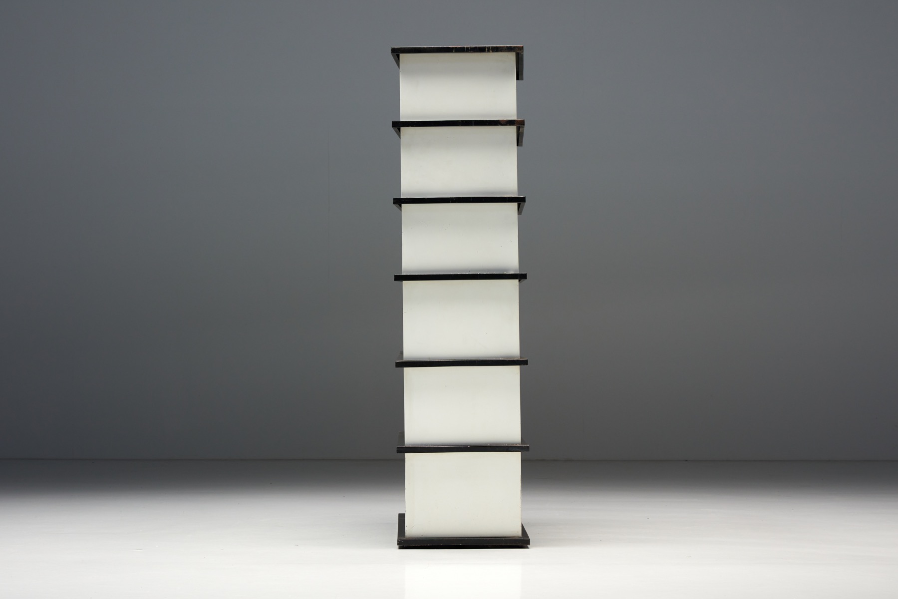 Designer room divider by Wim Rietveld from the 1960s