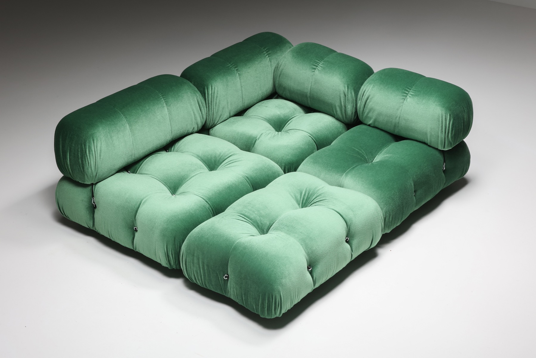 Designer sofa by Mario Bellini Camaleonda in velvet