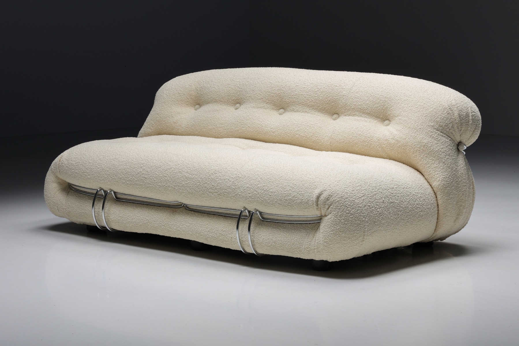 Designer sofa by Afra and Tobia Scarpa Soriana from the 1970s