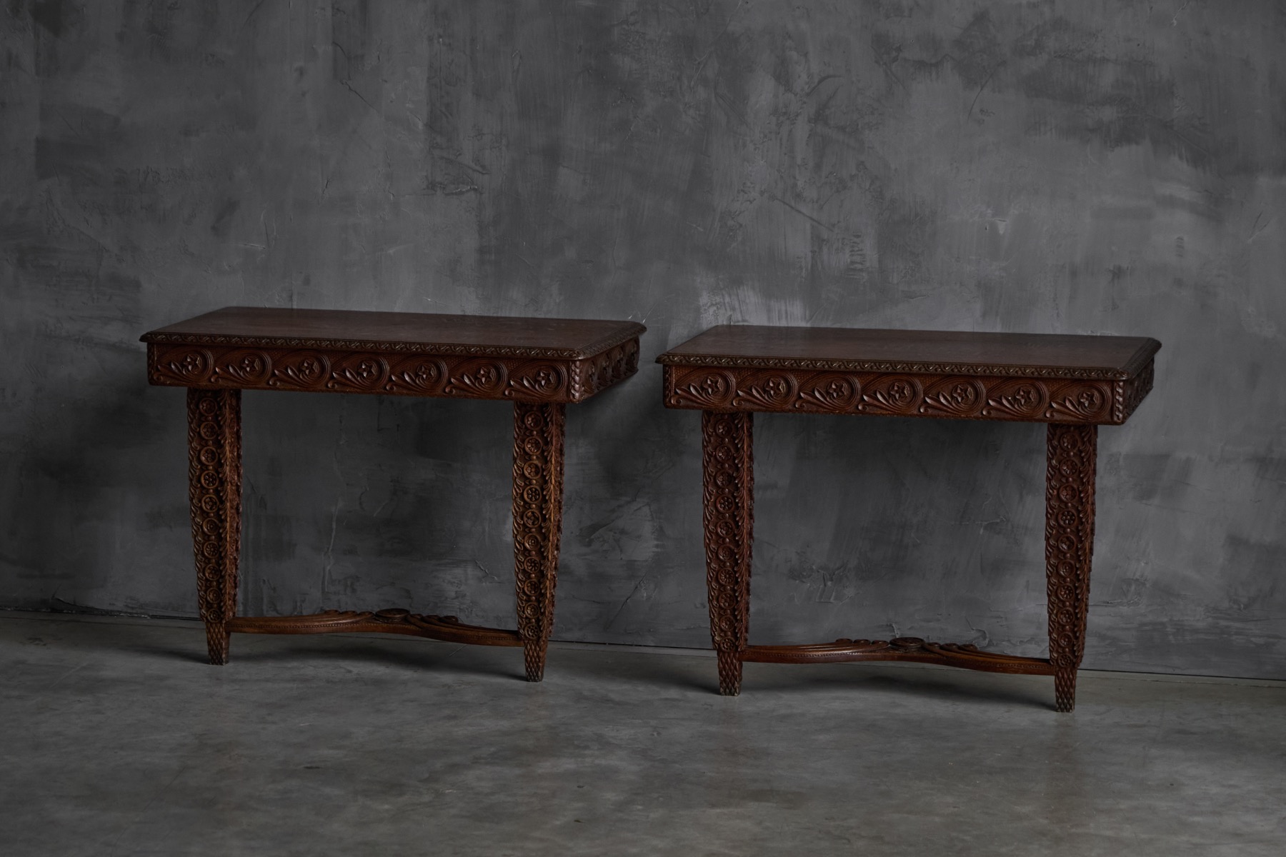 Historicist wooden console table with elaborate hand carving