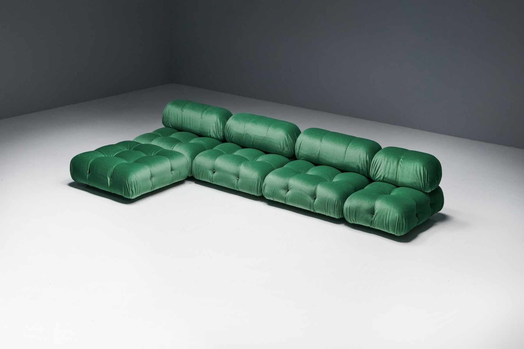 Iconic Camaleonda sofa by B&B Italia design