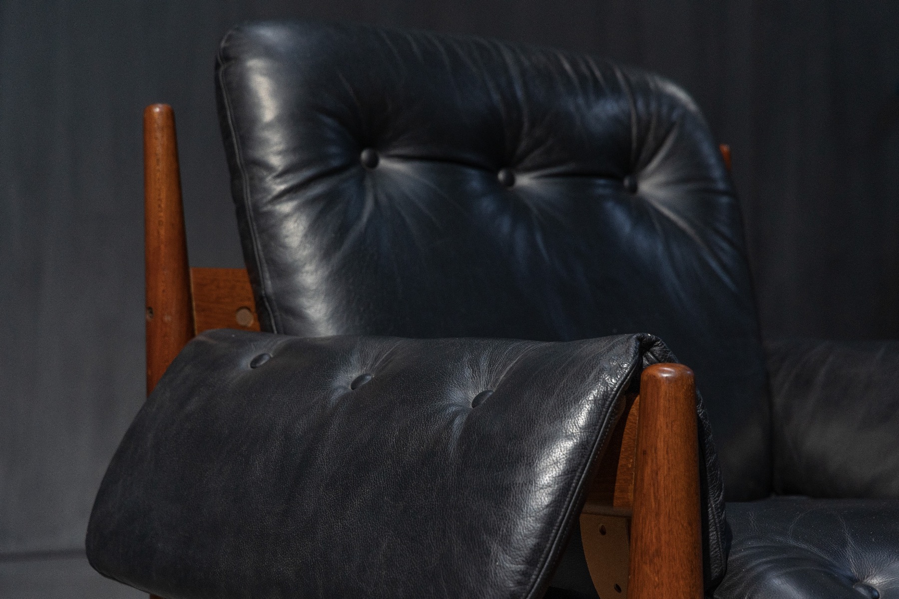Authentic Sergio Rodrigues Mole lounge seating